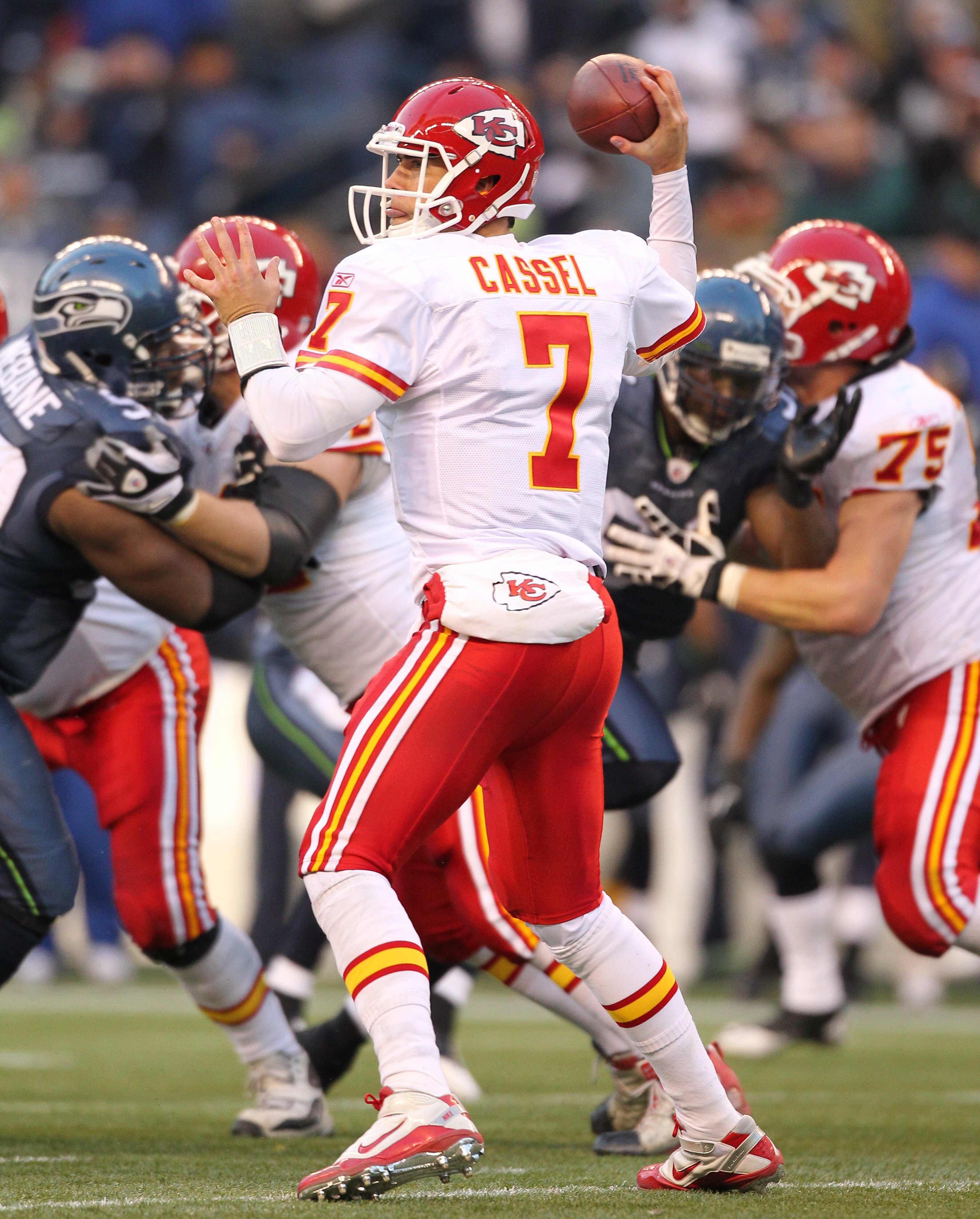SEATTLE, WA - NOVEMBER 28:  Quarterback Matt Cassel #7 of the Kansas City Chiefs passes against the Seattle Seahawks at Qwest Field on November 28, 2010 in Seattle, Washington. (Photo by Otto Greule Jr/Getty Images)