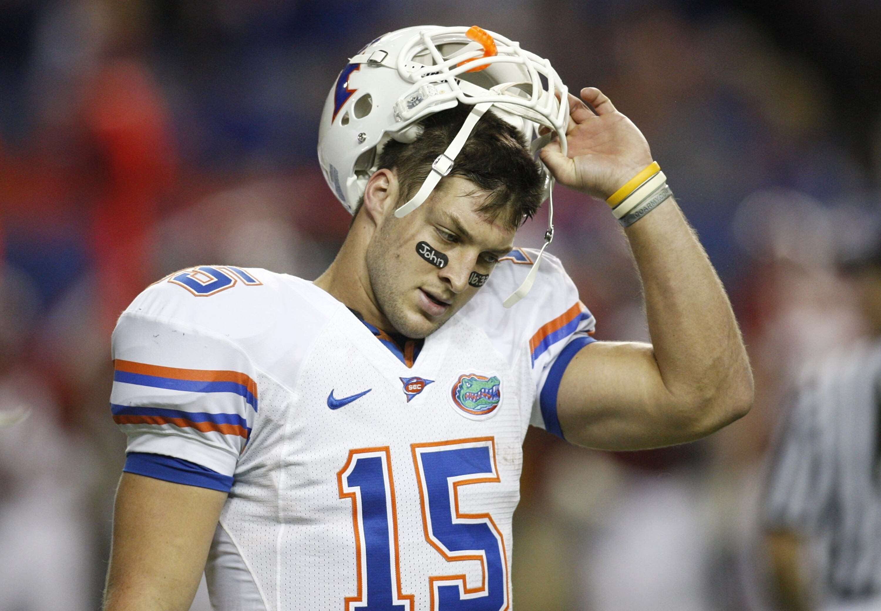 ATLANTA - DECEMBER 5:  Quarterback Tim Tebow #15 of the Florida Gators reacts after he threw an interception in the redzone in the fourth quarter against the Alabama Crimson Tide during the SEC Championship game at Georgia Dome on December 5, 2009 in Atla