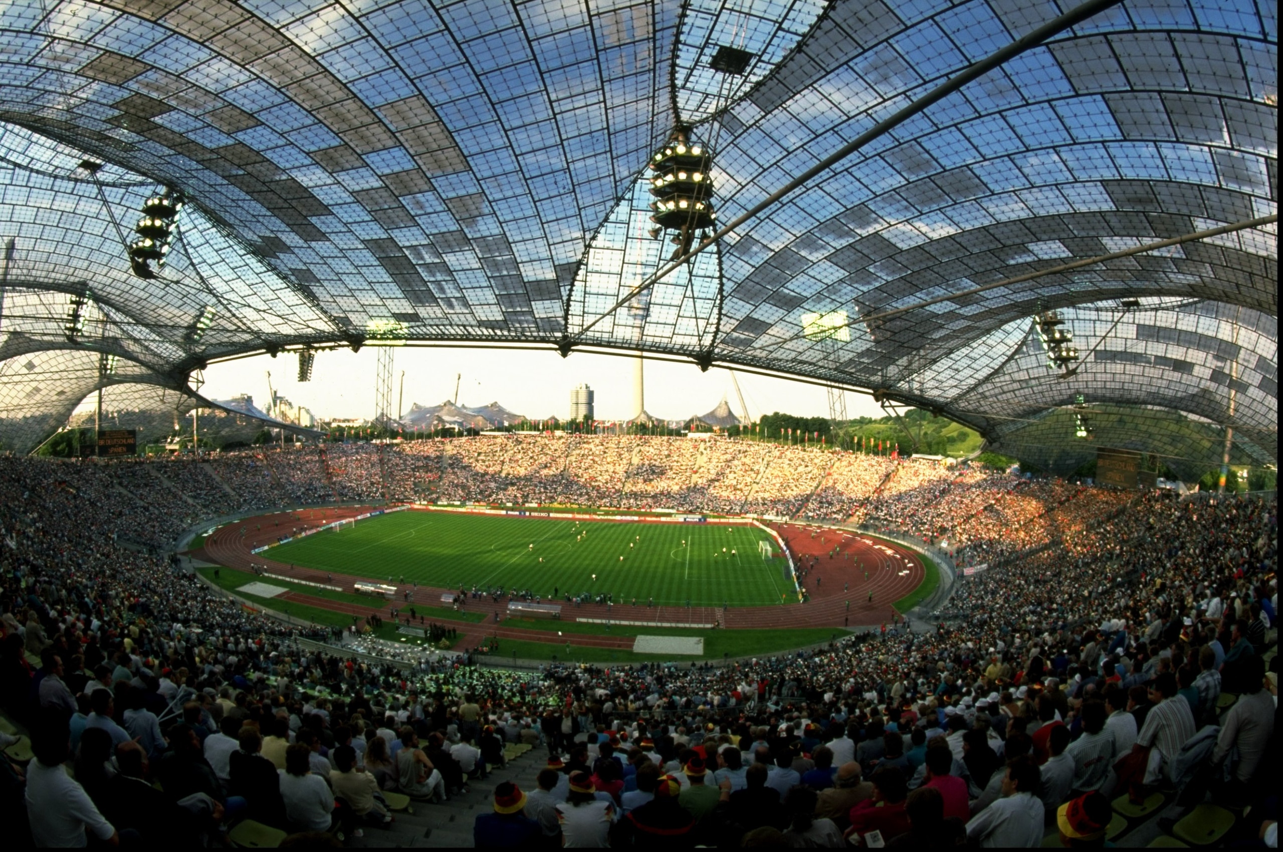1988:  General view of the Olympic Stadium in Munich, Germany during the 1988 European Championships.          \ Mandatory Credit: David Cannon /Allsport