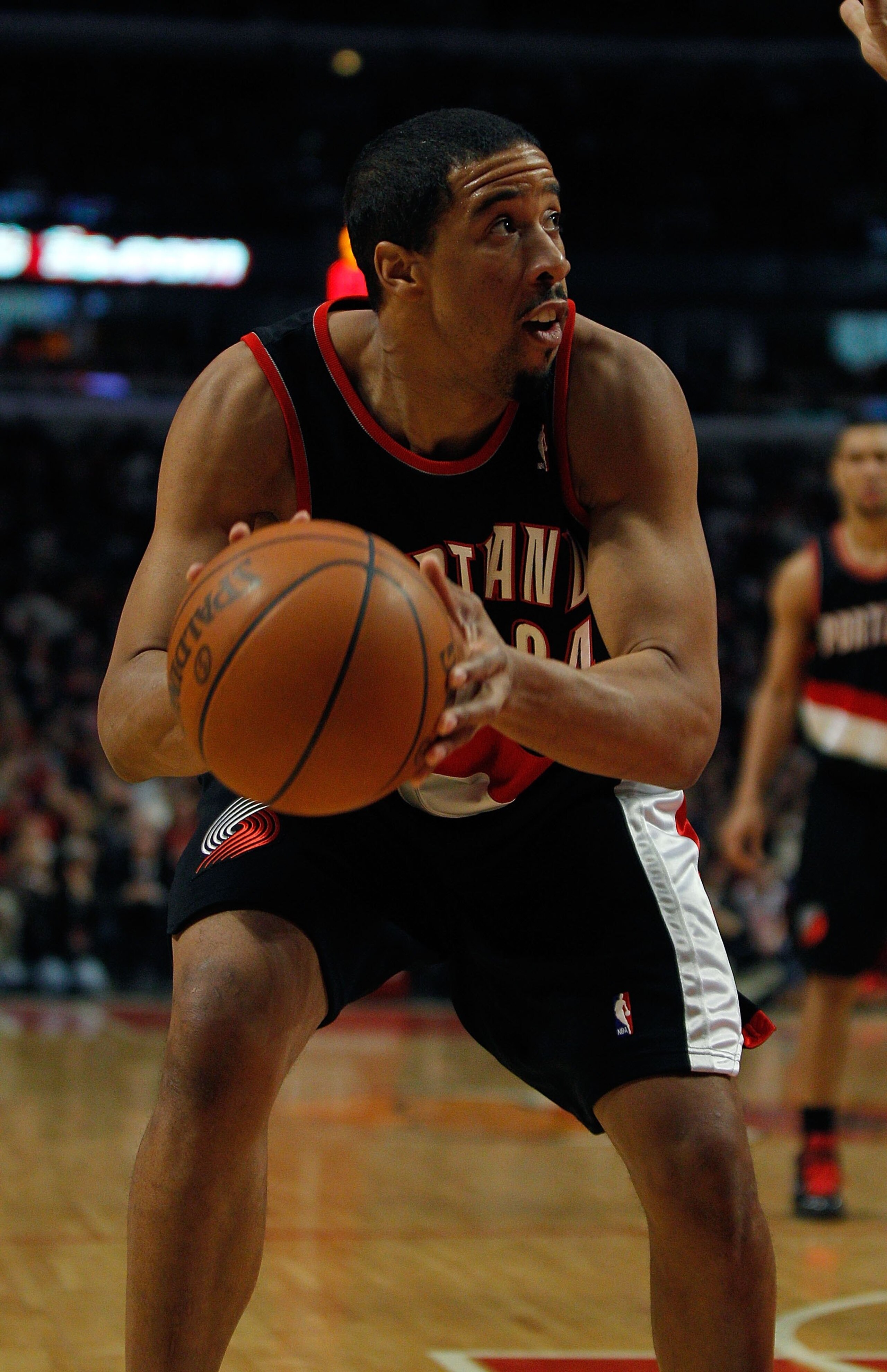 CHICAGO - FEBRUARY 26: Andre Miller #24 of the Portland Trail Blazers looks to pass against the Chicago Bulls at the United Center on February 26, 2010 in Chicago, Illinois. The Bulls defeated the Trail Blazers 115-111 in overtime. NOTE TO USER: User expr