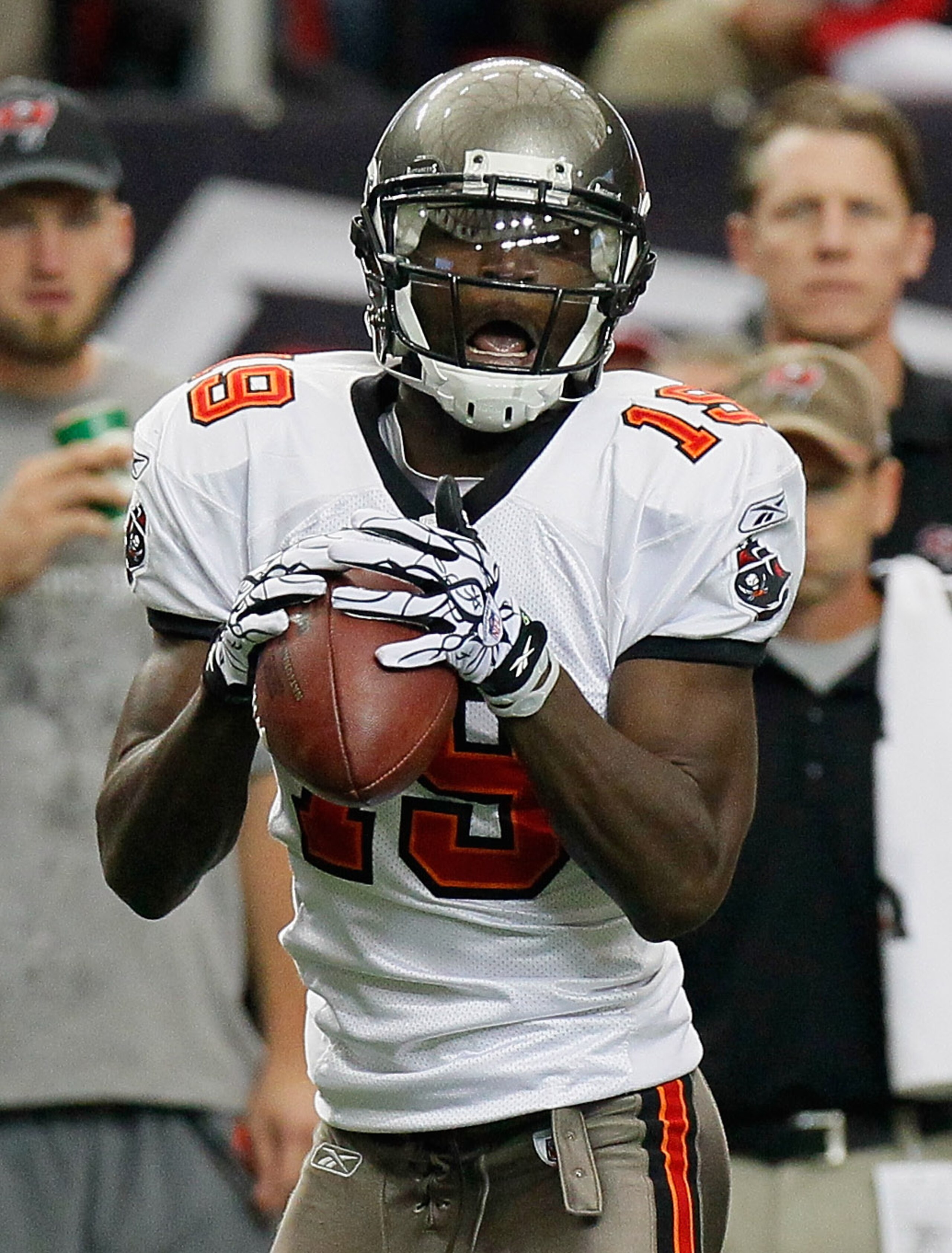 ATLANTA - NOVEMBER 07:  Mike Williams #19 of the Tampa Bay Buccaneers against the Atlanta Falcons at Georgia Dome on November 7, 2010 in Atlanta, Georgia.  (Photo by Kevin C. Cox/Getty Images)
