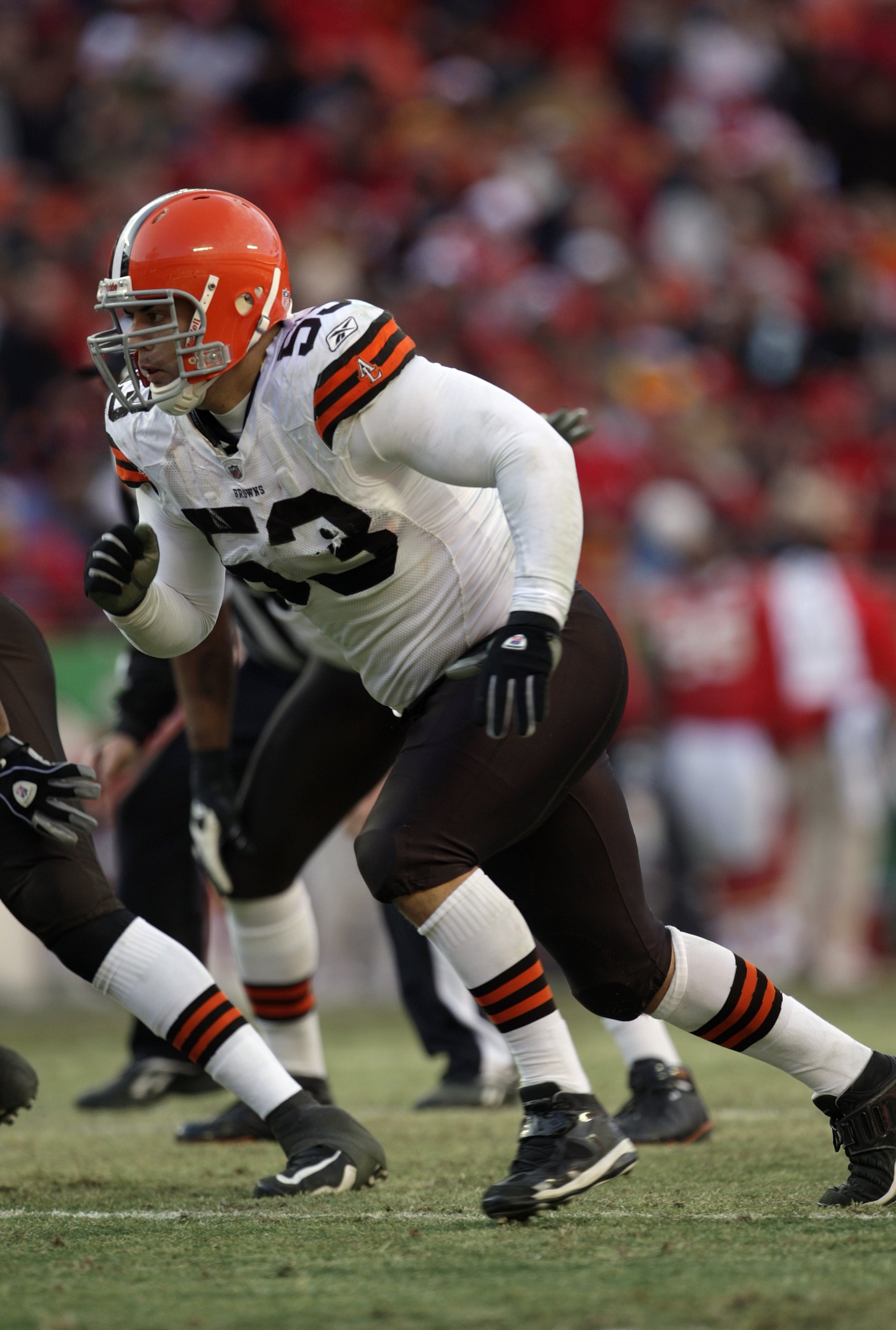 KANSAS CITY, MO - DECEMBER 20:  Matt Roth #53 of the Cleveland Browns plays his defensive position during their NFL game against the Kansas City Chiefs on December 20, 2009 at Arrowhead Stadium in Kansas City, Missouri. The Browns defeated the Chiefs 41-3