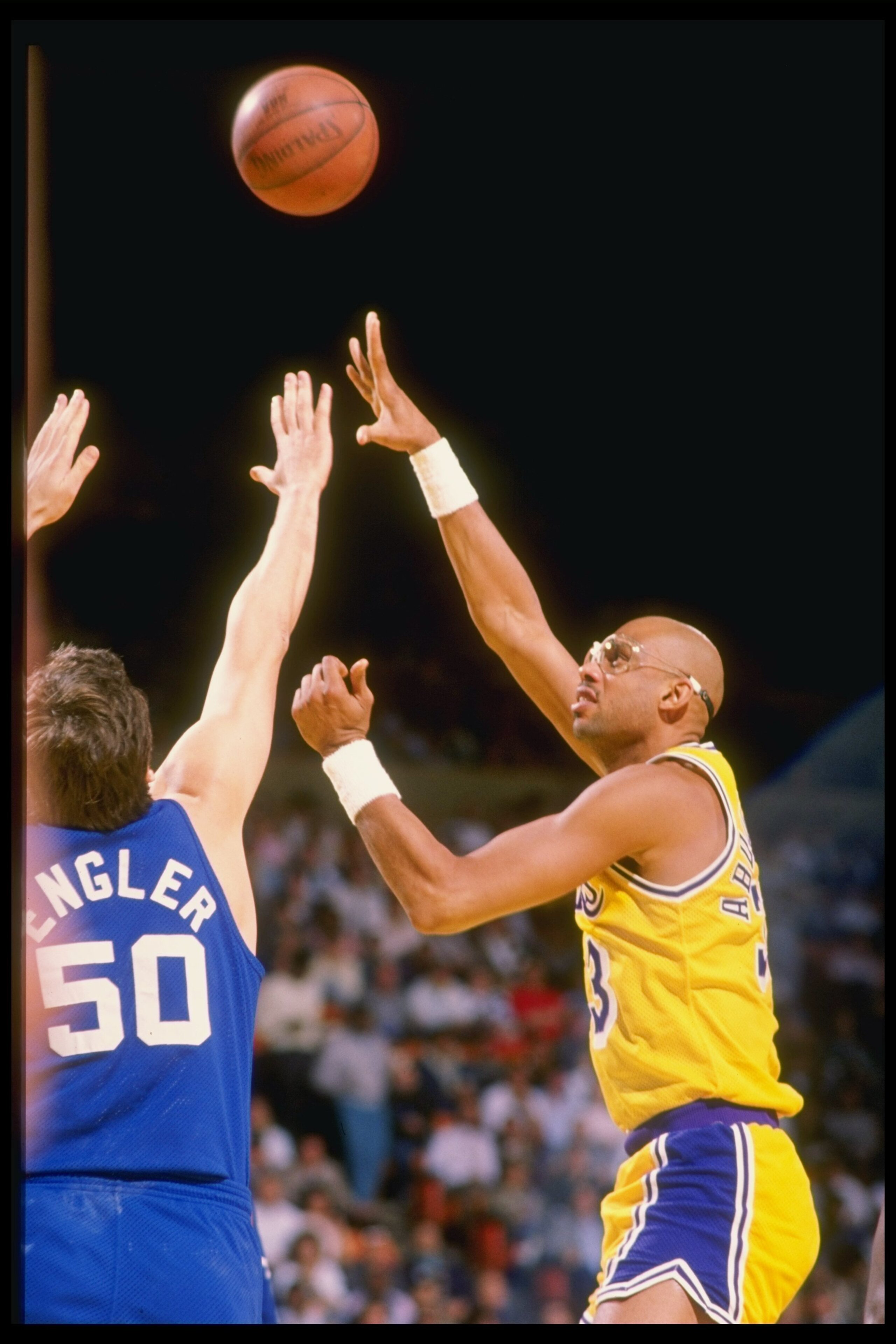 Mar 1988:  Center Kareem Abdul-Jabbar of the Los Angeles Lakers in action during a game against the New Jersey Nets at The Forum in Inglewood, California. Mandatory Credit: Mike Powell  /Allsport