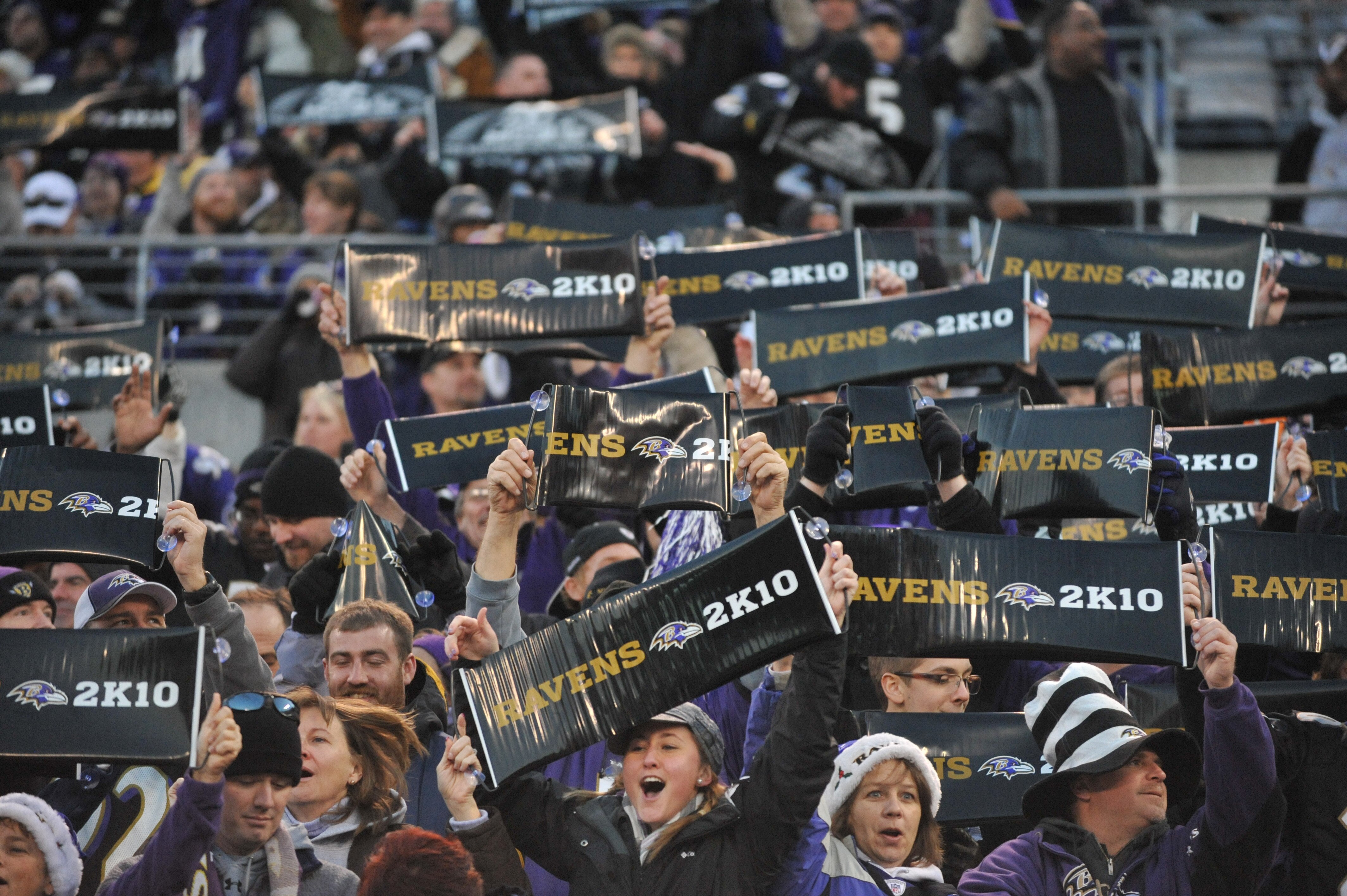 BALTIMORE, MD - NOVEMBER 28:  Fans of the Baltimore Ravens cheer against the Tampa Bay Buccaneers at M&T Bank Stadium on November 28, 2010 in Baltimore, Maryland. The Ravens defeated the Buccaneers 17-10. (Photo by Larry French/Getty Images)