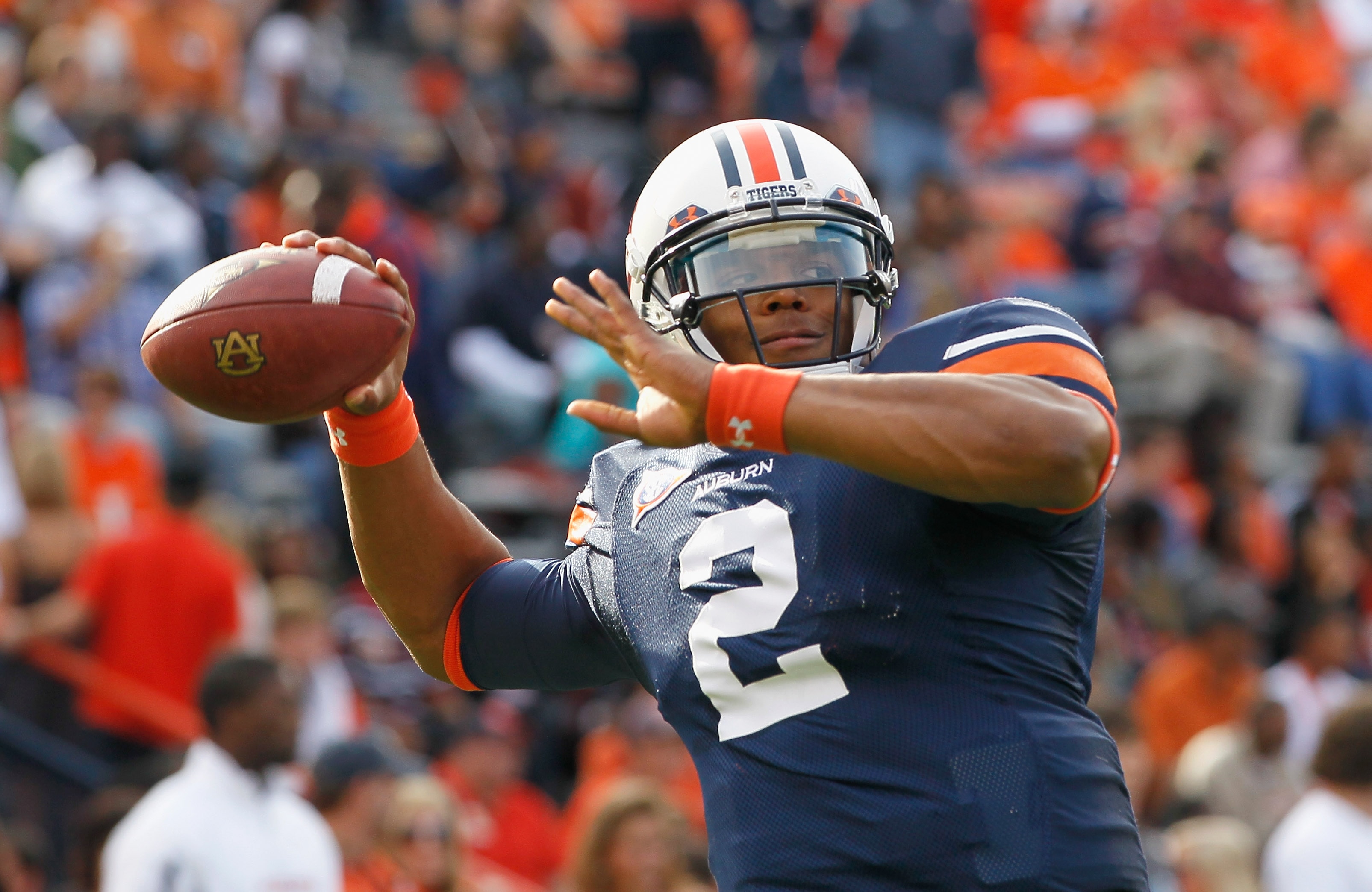 AUBURN, AL - NOVEMBER 13:  Quarterback Cam Newton #2 of the Auburn Tigers against the Georgia Bulldogs at Jordan-Hare Stadium on November 13, 2010 in Auburn, Alabama.  (Photo by Kevin C. Cox/Getty Images)