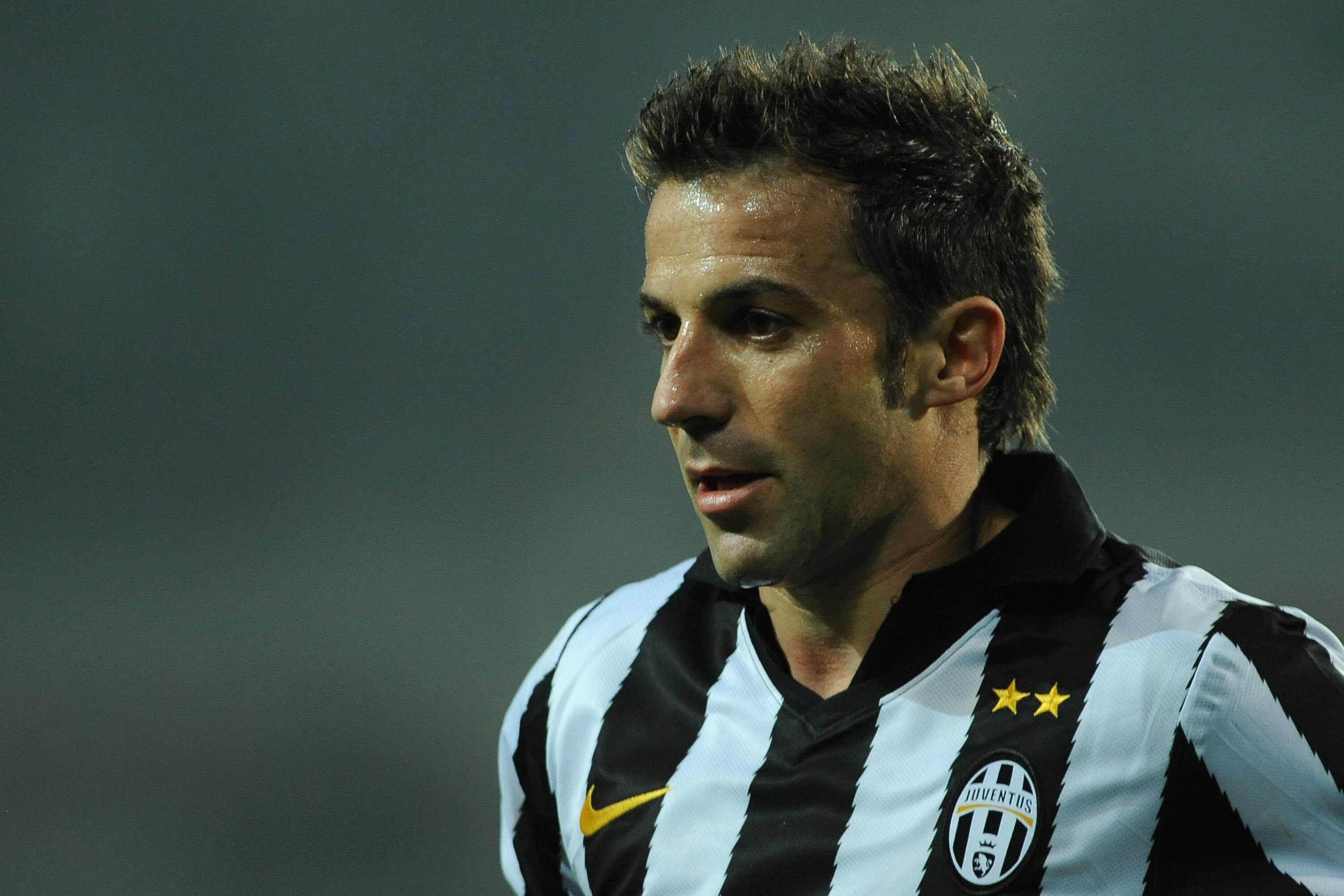 TURIN, ITALY - NOVEMBER 04:  Alessandro Del Piero of Juventus FC looks on during the Uefa Europa League group A match between Juventus FC and FC Red Bull Salzburg at Stadio Olimpico di Torino on November 4, 2010 in Turin, Italy.  (Photo by Valerio Pennici