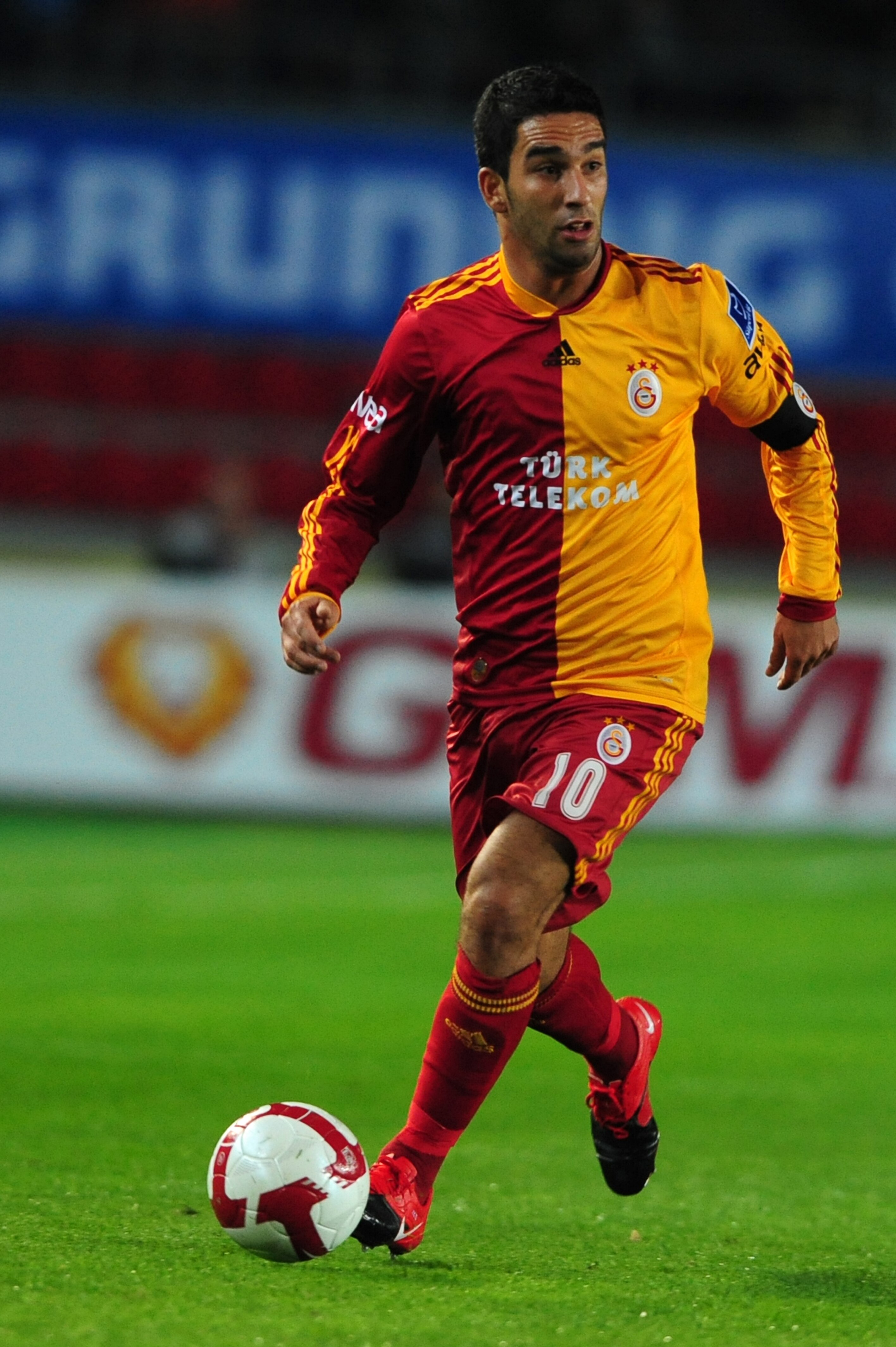 ISTANBUL, TURKEY - OCTOBER 25:  Arda Turan of Galatasaray during the Turkish Super League match between Fenerbahce and Galatasaray held on October 25, 2009 at Sukru Saracoglu Stadium in Istanbul, Turkey. (Photo by Mustafa Ozer/EuroFootball/Getty Images)