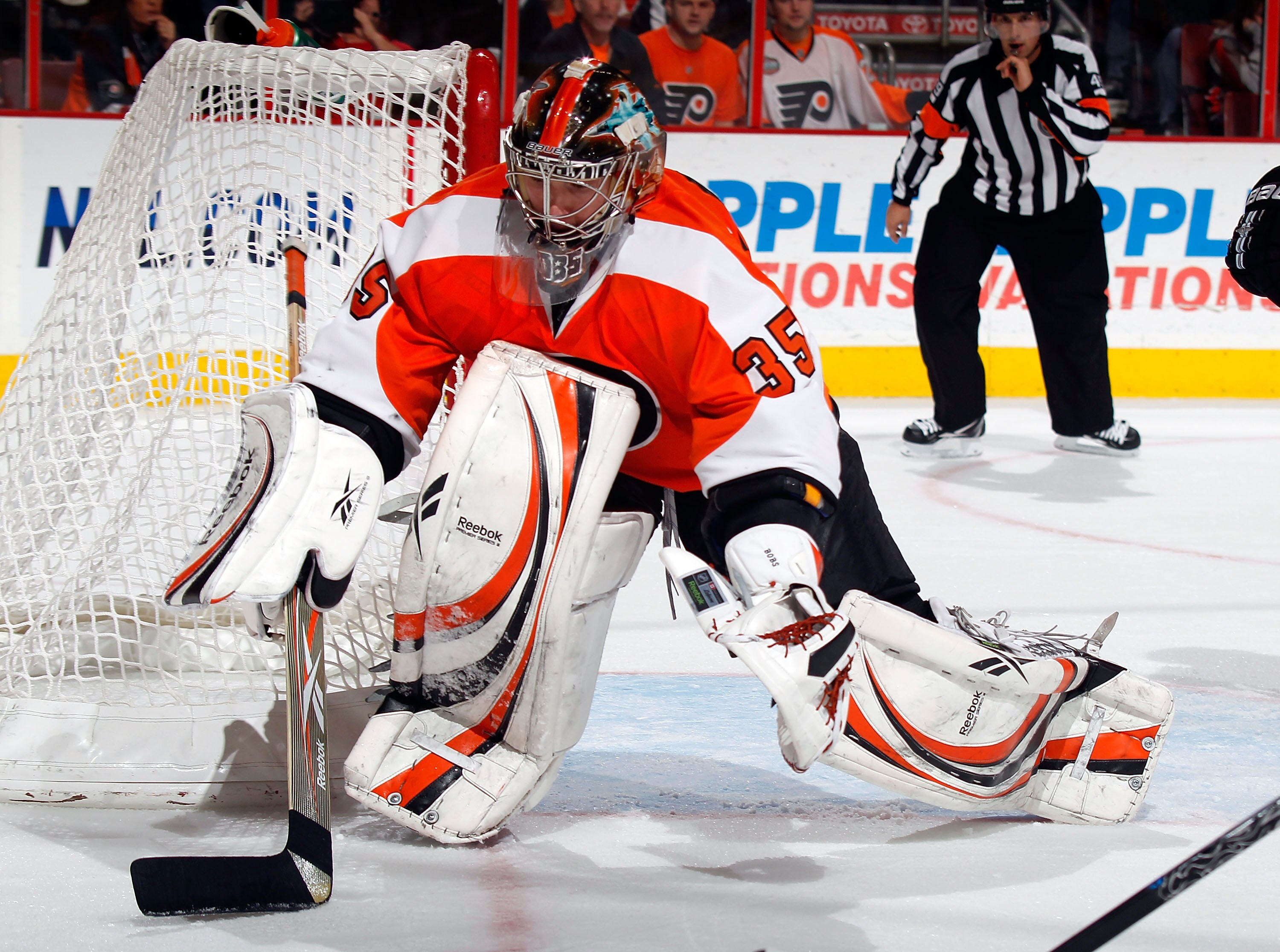 PHILADELPHIA - NOVEMBER 26:  Goalie Sergei Bobrovsky #35 of the Philadelphia Flyers during  a hockey game against the Calgary Flames at the Wells Fargo Center on November 26, 2010 in Philadelphia, Pennsylvania.  The Flames won 3-2. (Photo by Paul Bereswil