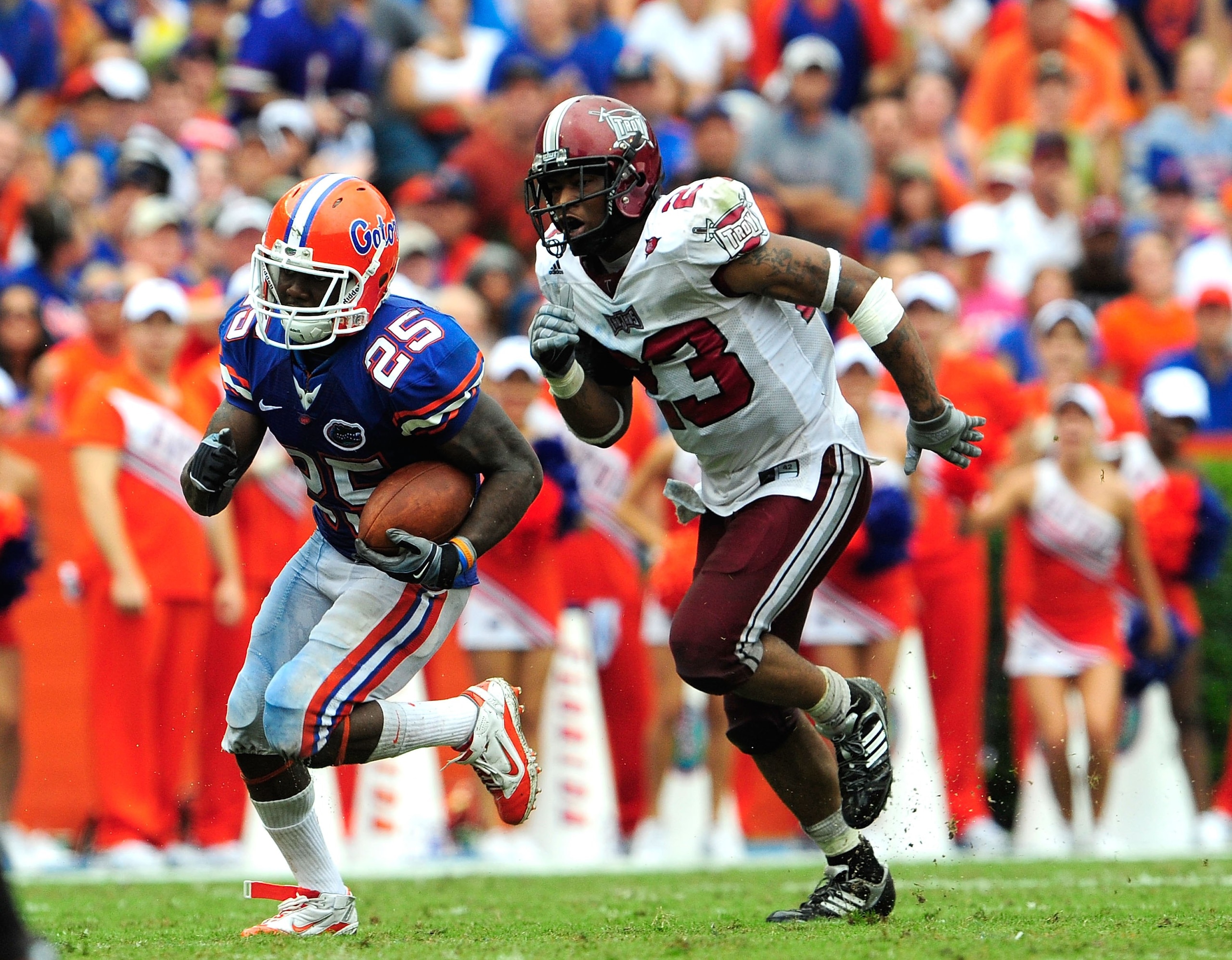 GAINESVILLE, FL - SEPTEMBER 12:  Brandon James #25 runs for a touchdown during the game against the Troy Trojans at Ben Hill Griffin Stadium on September 12, 2009 in Gainesville, Florida.  (Photo by Sam Greenwood/Getty Images)