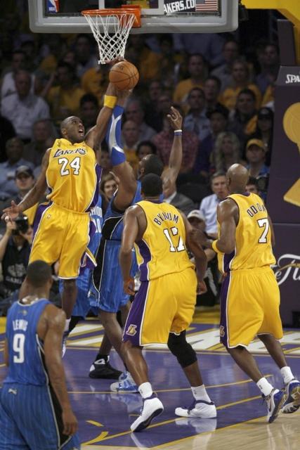Kobe blocks Dwight Howard's shot in the 2009 NBA Finals Kobe blocks Dwight Howard's shot in the 2009 NBA Finals