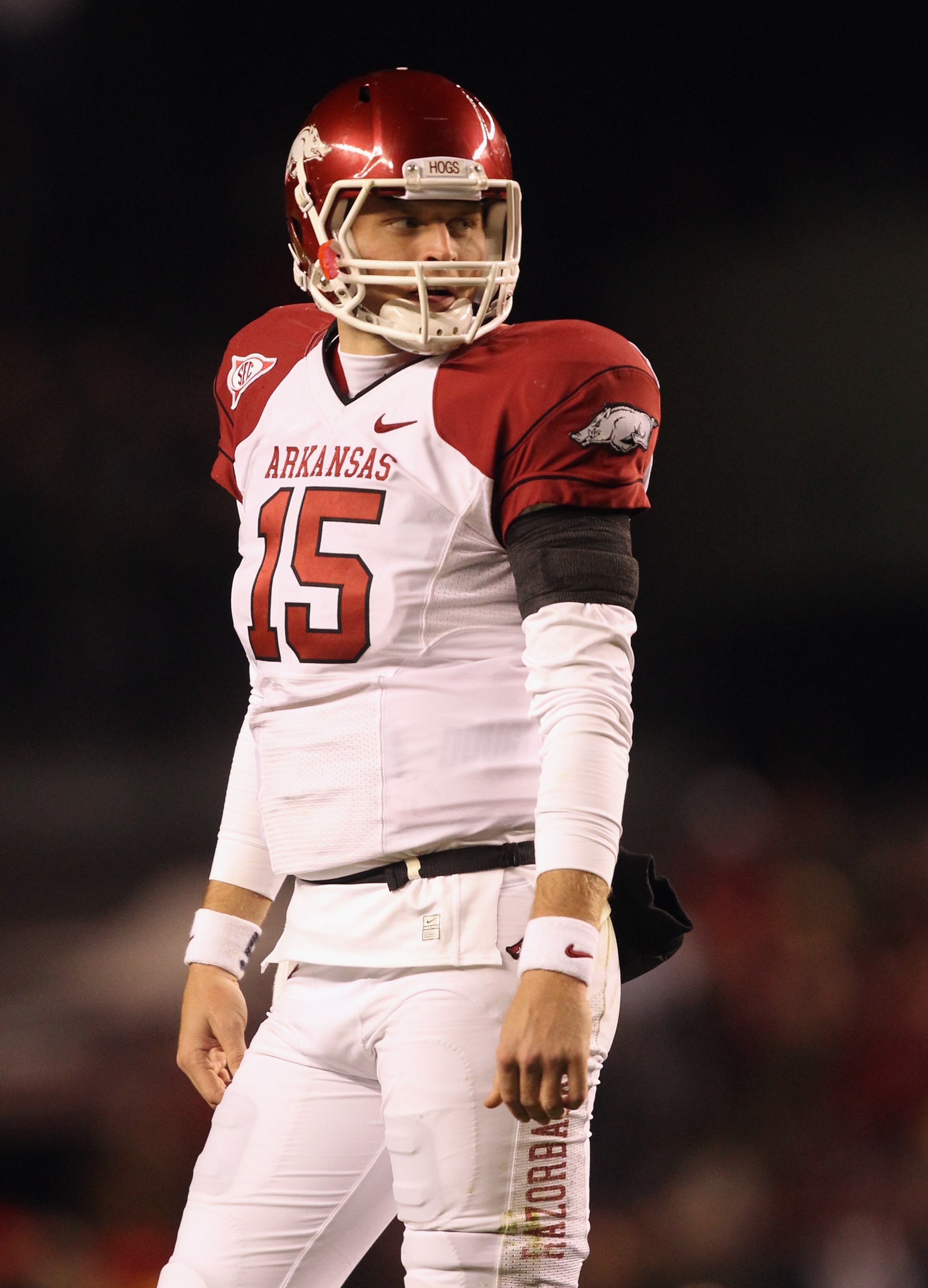 COLUMBIA, SC - NOVEMBER 06:  Ryan Mallett #15 of the Arkansas Razorbacks against the South Carolina Gamecocks during their game at Williams-Brice Stadium on November 6, 2010 in Columbia, South Carolina.  (Photo by Streeter Lecka/Getty Images)