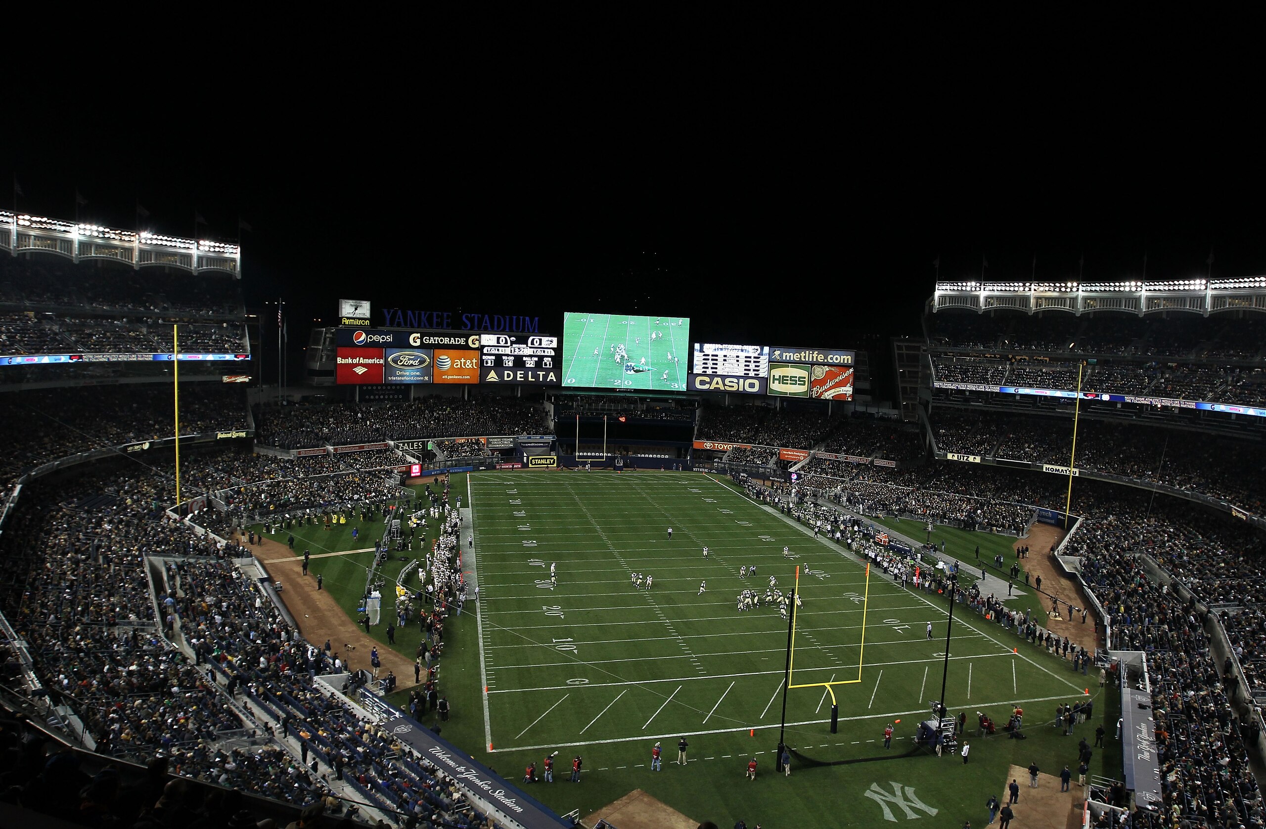 NEW YORK - NOVEMBER 20: A general view during the game between the Notre Dame Fighting Irish and the Army Black Knights at Yankee Stadium on November 20, 2010 in the Bronx borough of New York City. (Photo by Nick Laham/Getty Images) NEW YORK - NOVEMBER 20: A general view during the game between the Notre Dame Fighting Irish and the Army Black Knights at Yankee Stadium on November 20, 2010 in the Bronx borough of New York City. (Photo by Nick Laham/Getty Images)