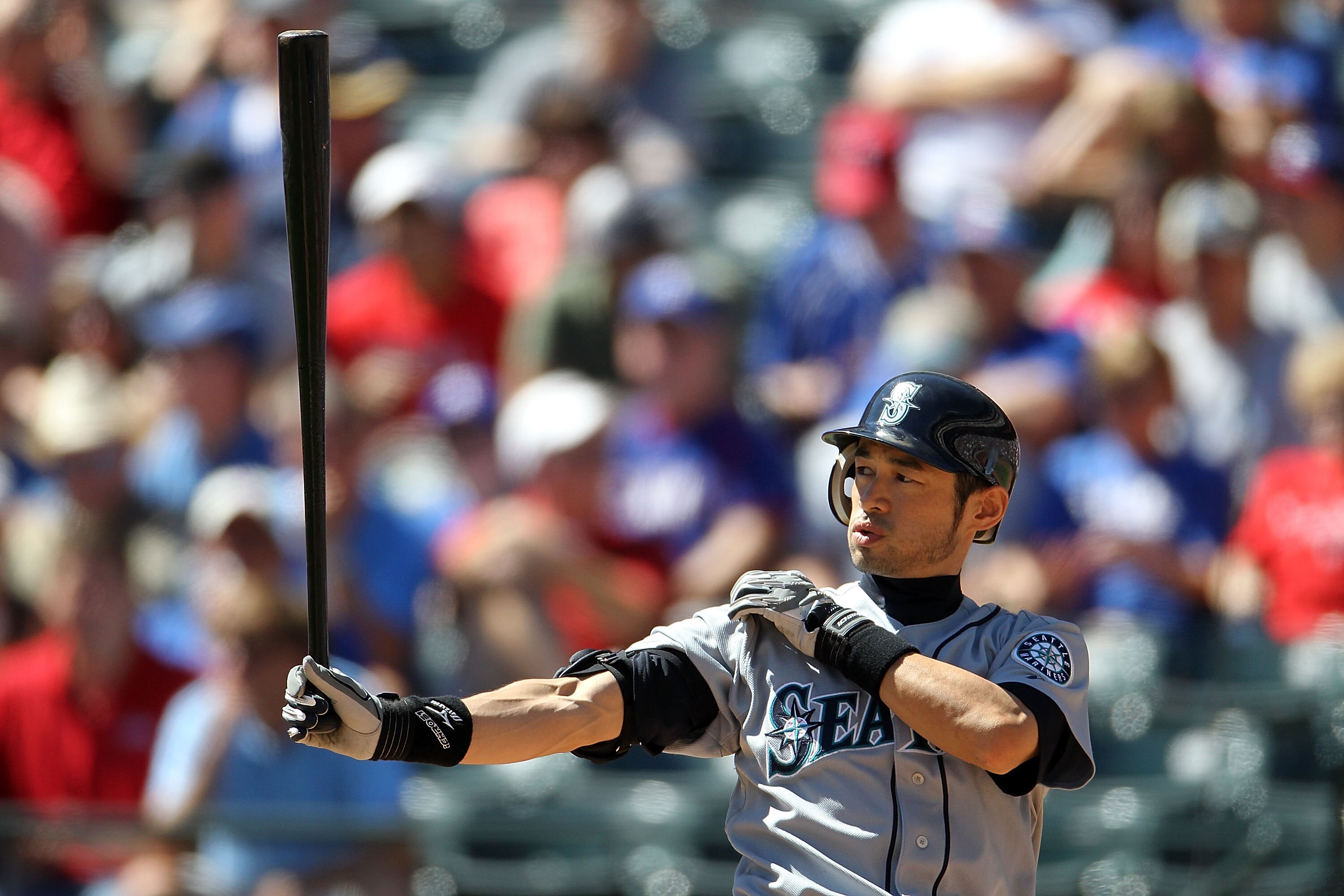 ARLINGTON, TX - SEPTEMBER 29:  Ichiro Suzuki #51 of the Seattle Mariners at bat against the Texas Rangers at Rangers Ballpark in Arlington on September 29, 2010 in Arlington, Texas.  (Photo by Ronald Martinez/Getty Images)