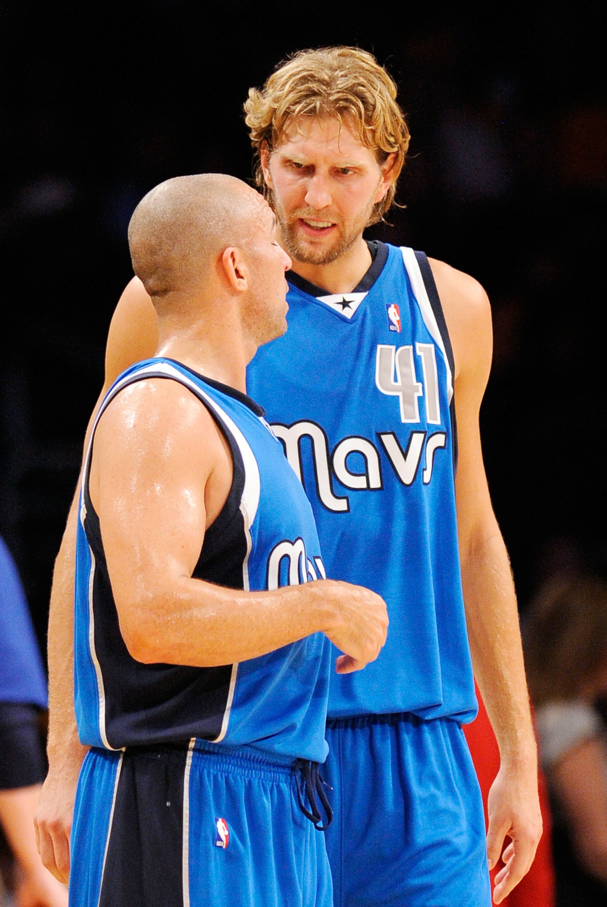 LOS ANGELES, CA - OCTOBER 30:  Dirk Nowitzki #41 and Jason Kidd #2 of the Dallas Mavericks talk against Los Angeles Lakers during the NBA basketball game at Staples Center on October 30, 2009 in Los Angeles, California.  NOTE TO USER: User expressly ackno