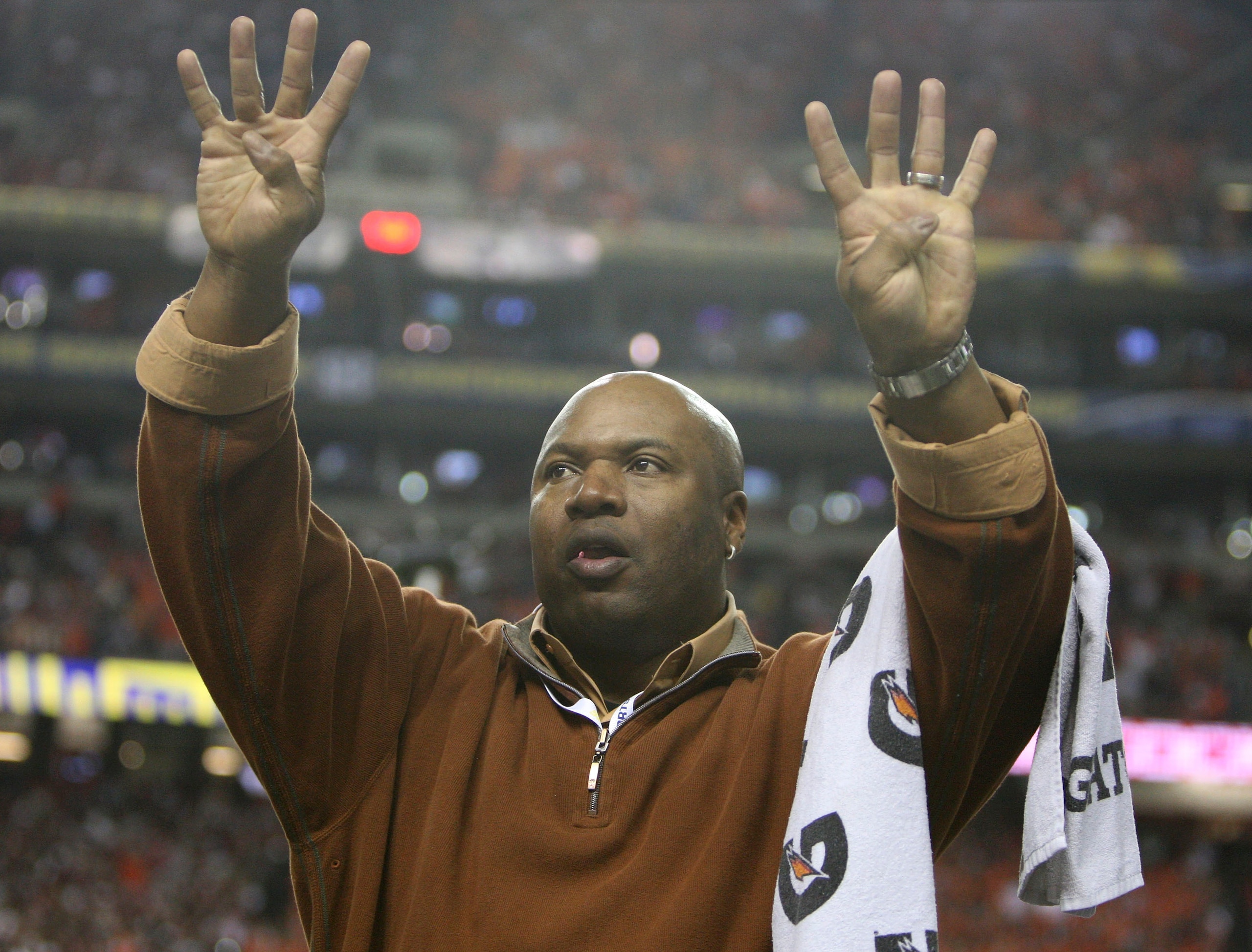ATLANTA - DECEMBER 4: Former Auburn player Bo Jackson signals to the crowd at the start of the fourth quarter during the 2010 SEC Championship between the Auburn Tigers and the South Carolina Gamecocks at Georgia Dome on December 4, 2010 in Atlanta, Geor ATLANTA - DECEMBER 4: Former Auburn player Bo Jackson signals to the crowd at the start of the fourth quarter during the 2010 SEC Championship between the Auburn Tigers and the South Carolina Gamecocks at Georgia Dome on December 4, 2010 in Atlanta, Geor