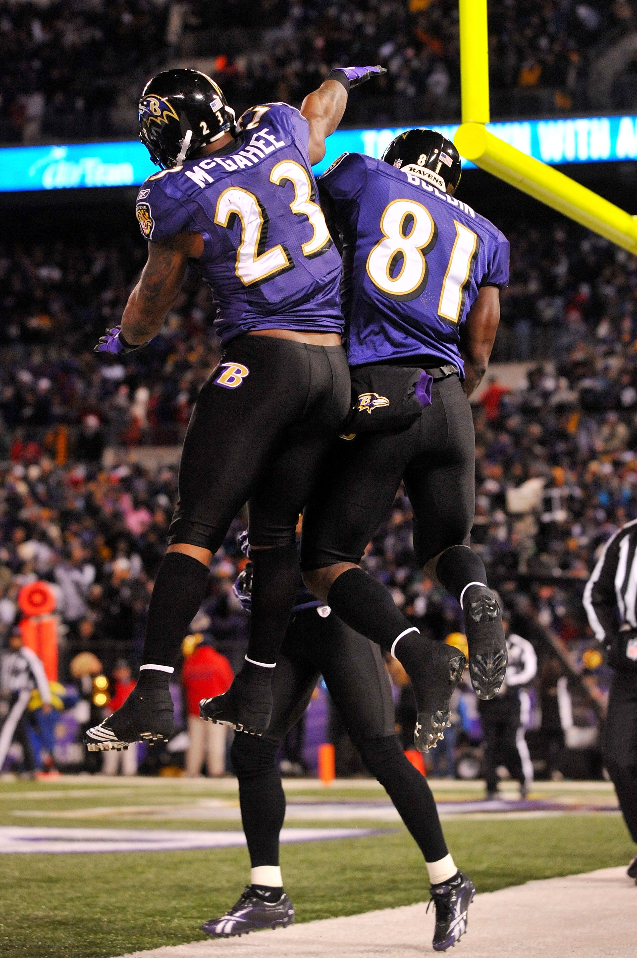 BALTIMORE, MD - DECEMBER 05: Wide receiver Anquan Boldin #81 of the Baltimore Ravens celebrates his touchdown with teammate running back Willis McGahee #23 during the first quarter of the game against the Pittsburgh Steelers at M&T Bank Stadium on Decemb BALTIMORE, MD - DECEMBER 05: Wide receiver Anquan Boldin #81 of the Baltimore Ravens celebrates his touchdown with teammate running back Willis McGahee #23 during the first quarter of the game against the Pittsburgh Steelers at M&T Bank Stadium on Decemb