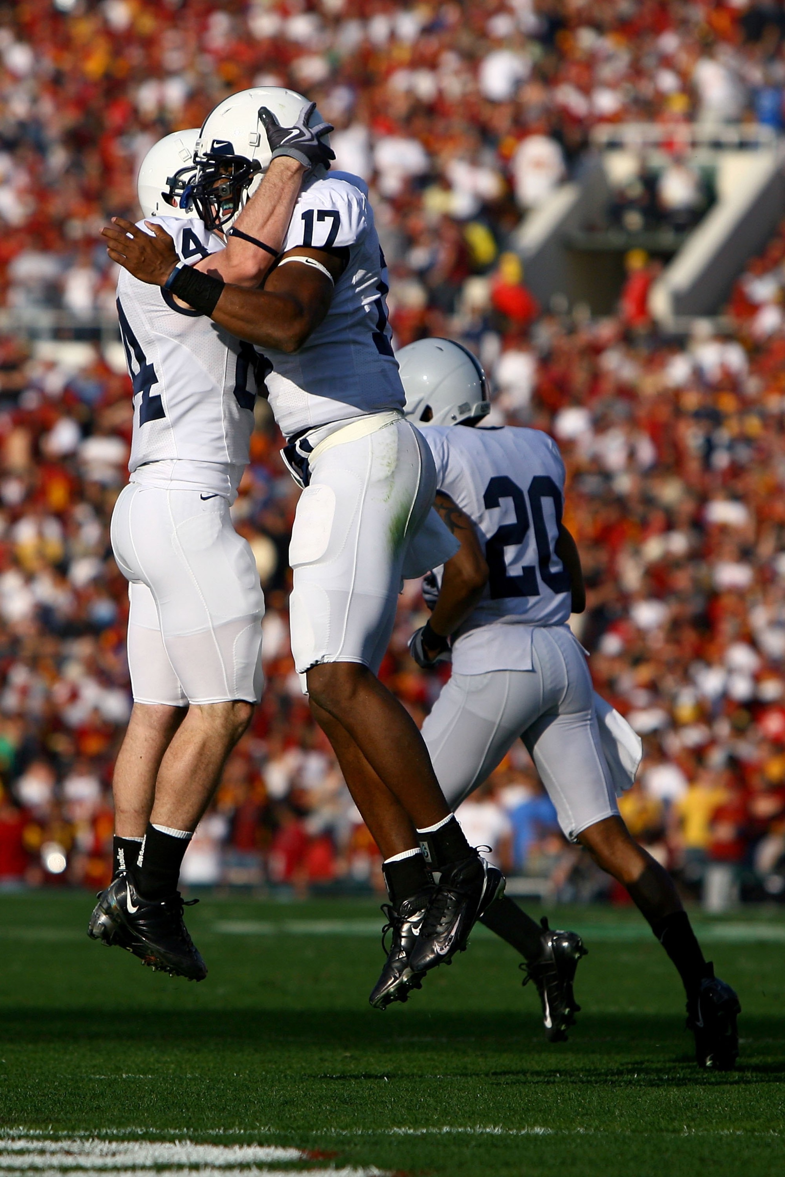 PASADENA, CA - JANUARY 01:  Quarterback Daryll Clark #17 and Patrick Mauti #84 of the Penn State Nittany Lions celebrate a touchdown against the USC Trojans during the 95th Rose Bowl Game presented by Citi on January 1, 2009 at the Rose Bowl in Pasadena,