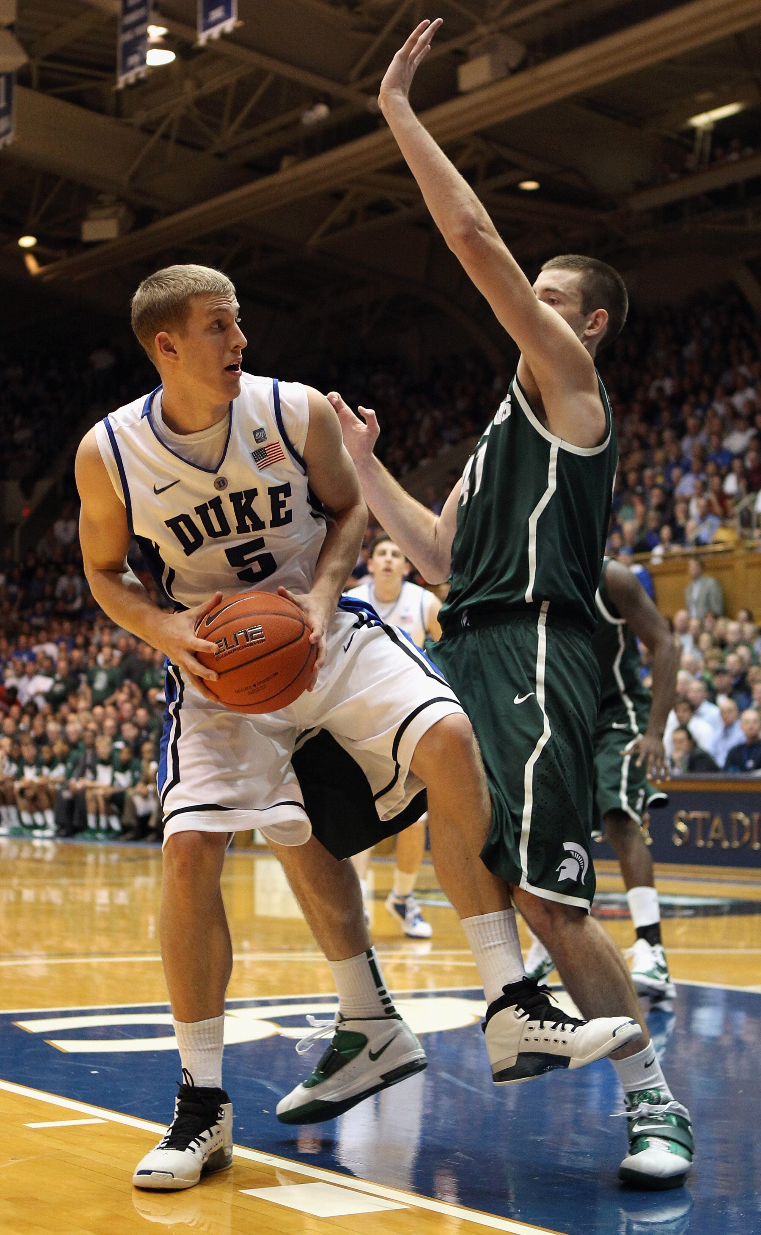 DURHAM, NC - DECEMBER 01:  Mason Plumlee #5 of the Duke Blue Devils during their game against the Michigan State Spartans at Cameron Indoor Stadium on December 1, 2010 in Durham, North Carolina.  (Photo by Streeter Lecka/Getty Images)
