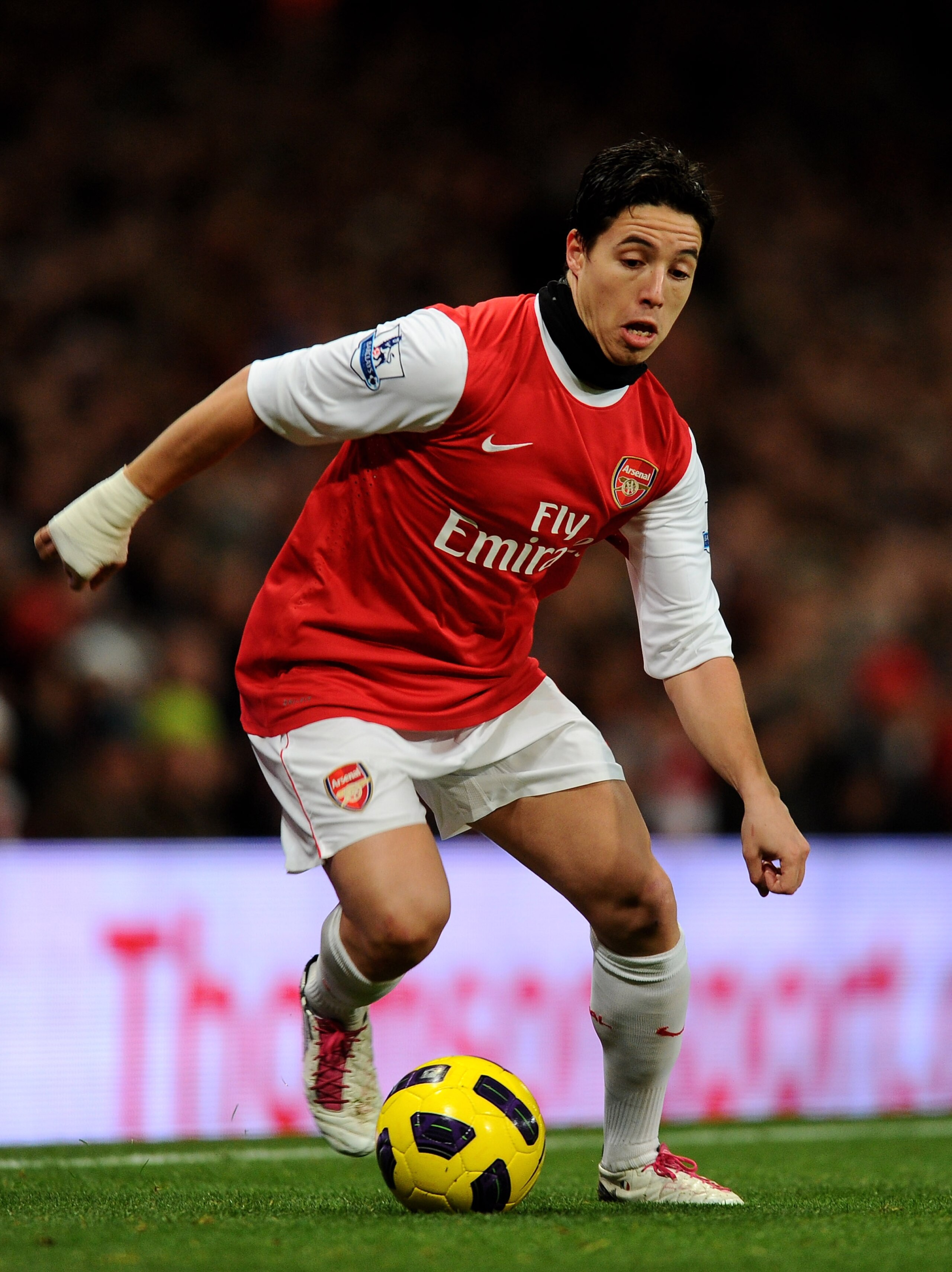 LONDON, ENGLAND - DECEMBER 04:  Samir Nasri of Arsenal in action during the Barclays Premier League match between Arsenal and Fulham at the Emirates Stadium on December 4, 2010 in London, England.  (Photo by Mike Hewitt/Getty Images)