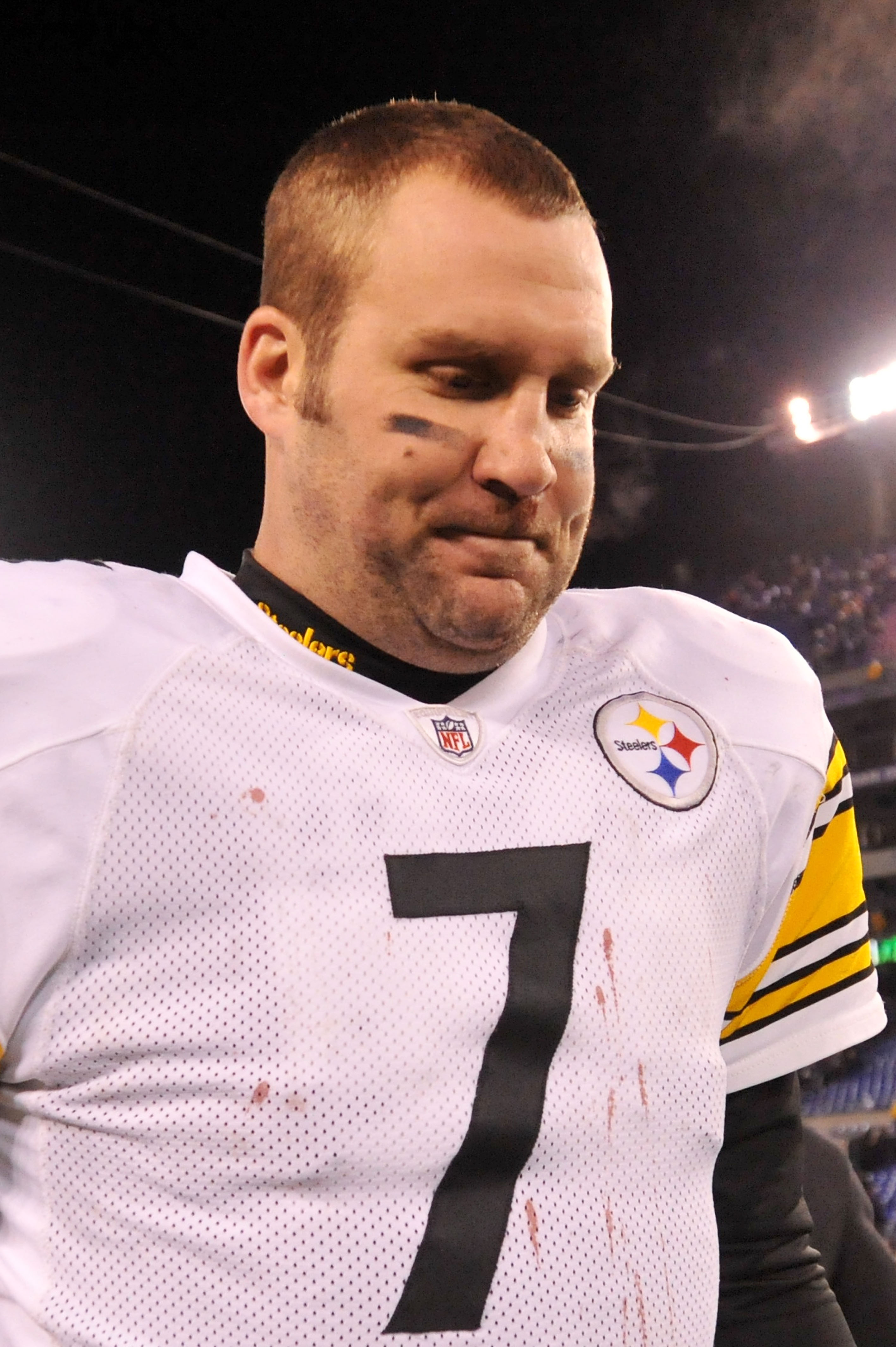 BALTIMORE, MD - DECEMBER 05:  Quarterback Ben Roethlisberger #7 of the Pittsburgh Steelers walks off the field after defeating the Baltimore Ravens 13-10 at M&T Bank Stadium on December 5, 2010 in Baltimore, Maryland.  (Photo by Larry French/Getty Images)