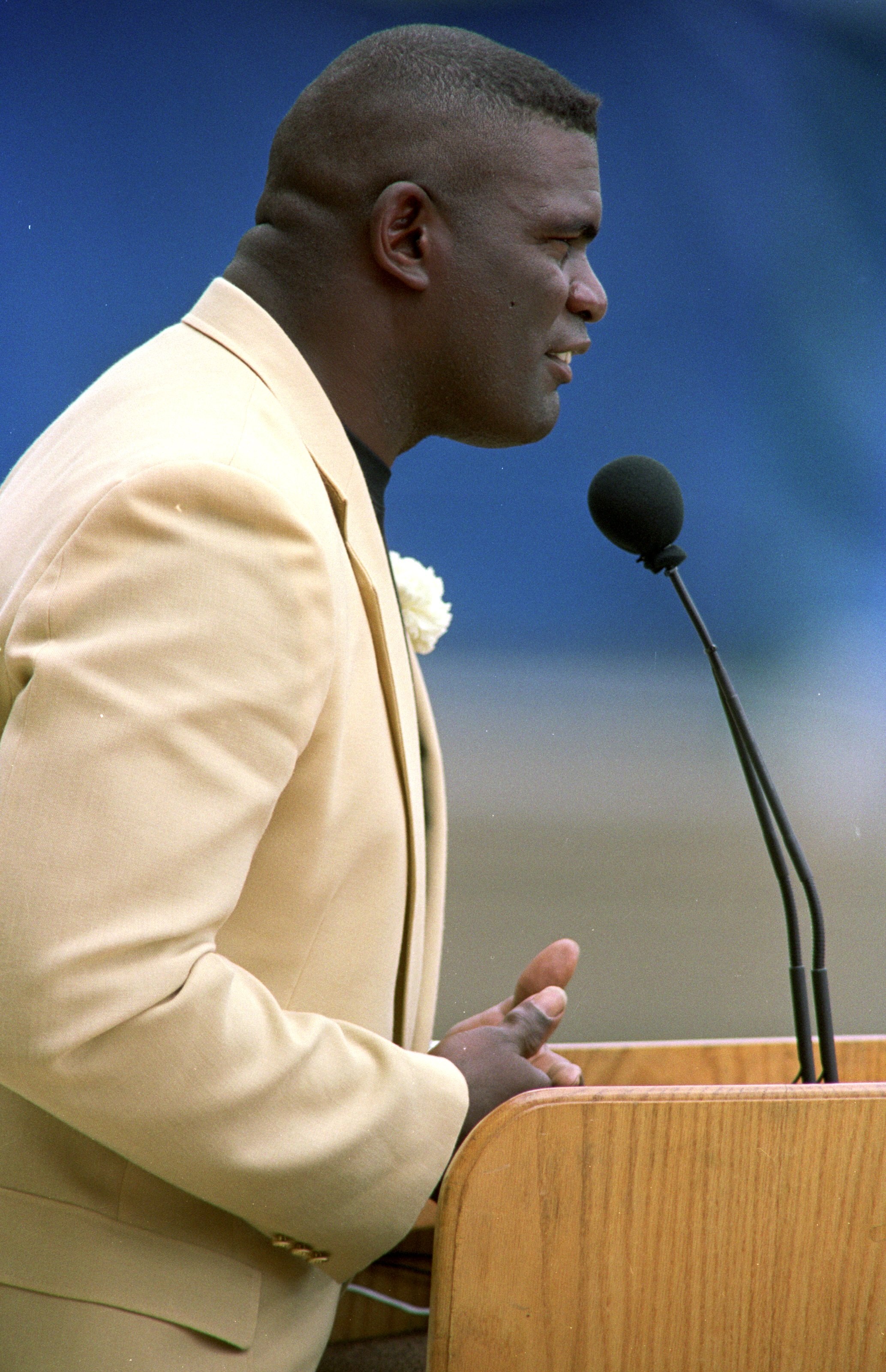 7 Aug 1999: Lawrence Taylor talks to the press during his induction into the Pro Football Hall of Fame in Canton, Ohio.