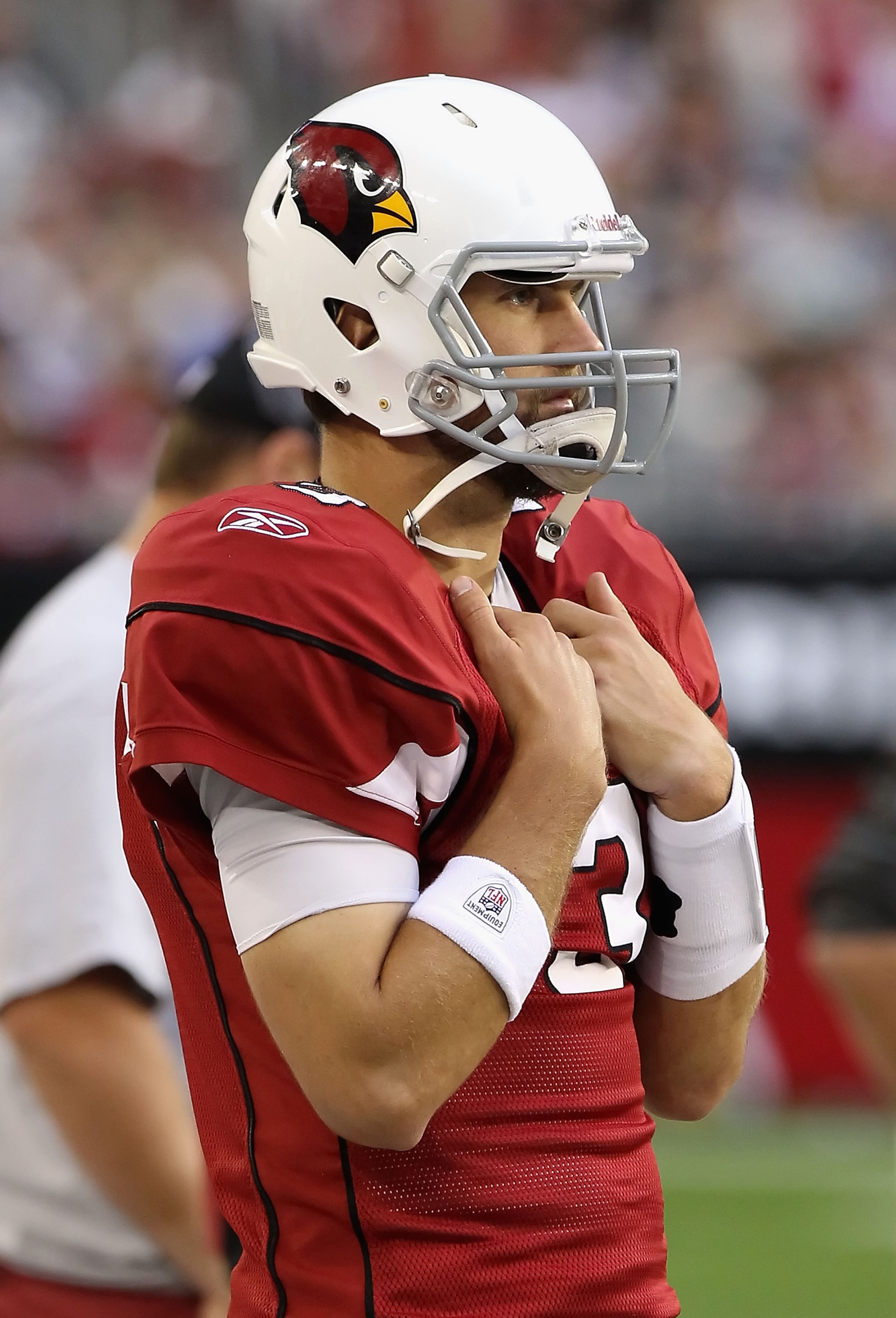 GLENDALE, AZ - DECEMBER 05:  Quarterback Derek Anderson #3 of the Arizona Cardinals watches from the sidelines during the NFL game against the St. Louis Rams at the University of Phoenix Stadium on December 5, 2010 in Glendale, Arizona.  The Rams defeated