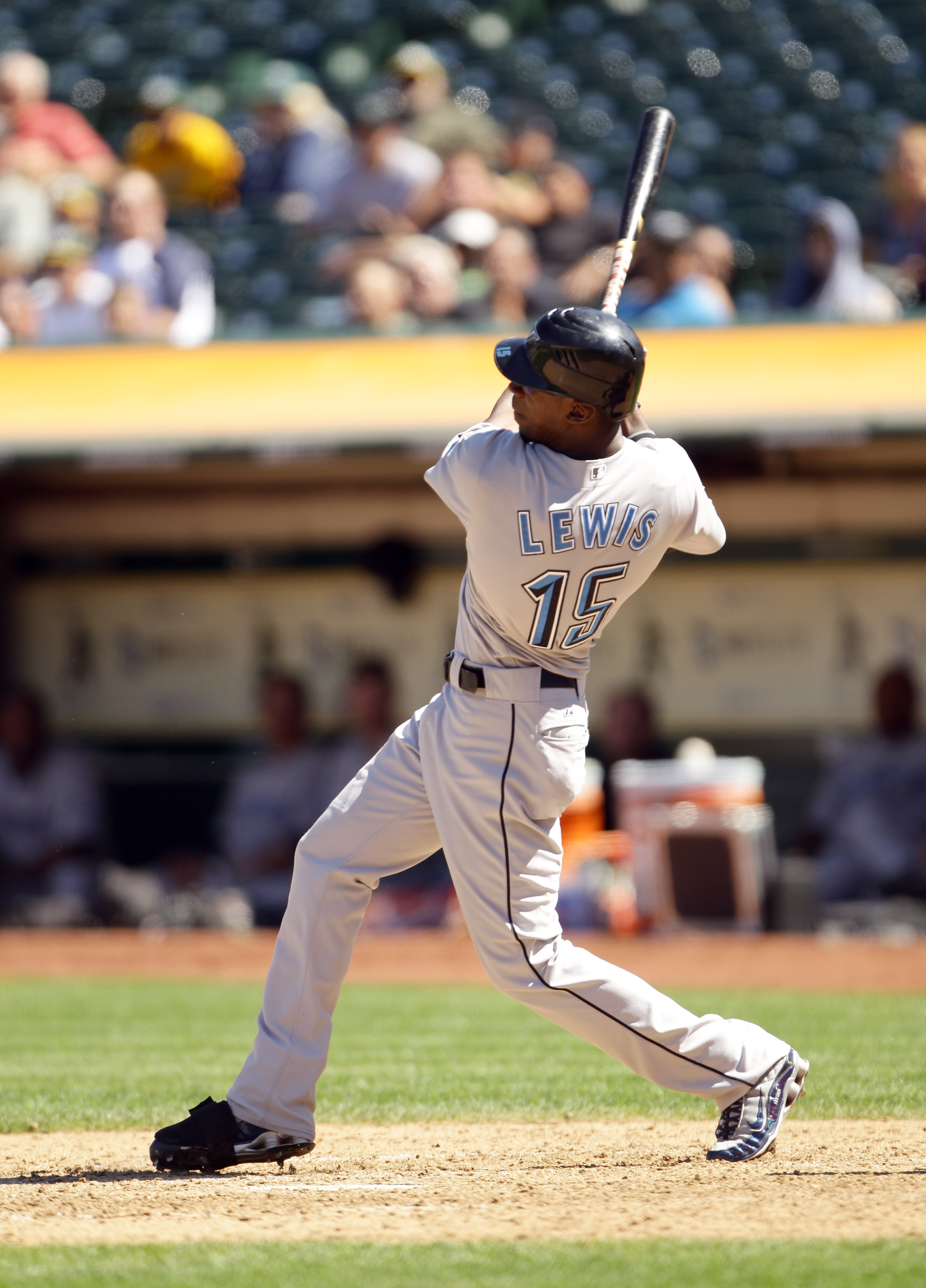 OAKLAND, CA - AUGUST 18: Fred Lewis #15 of the Toronto Blue Jays hits a single to score Lyle Overbay #35 and Dewayne Wise #1 to tie the game 4-4 against the Oakland Athletics in the ninth inning at the Oakland-Alameda County Coliseum on August 18, 2010 OAKLAND, CA - AUGUST 18: Fred Lewis #15 of the Toronto Blue Jays hits a single to score Lyle Overbay #35 and Dewayne Wise #1 to tie the game 4-4 against the Oakland Athletics in the ninth inning at the Oakland-Alameda County Coliseum on August 18, 2010