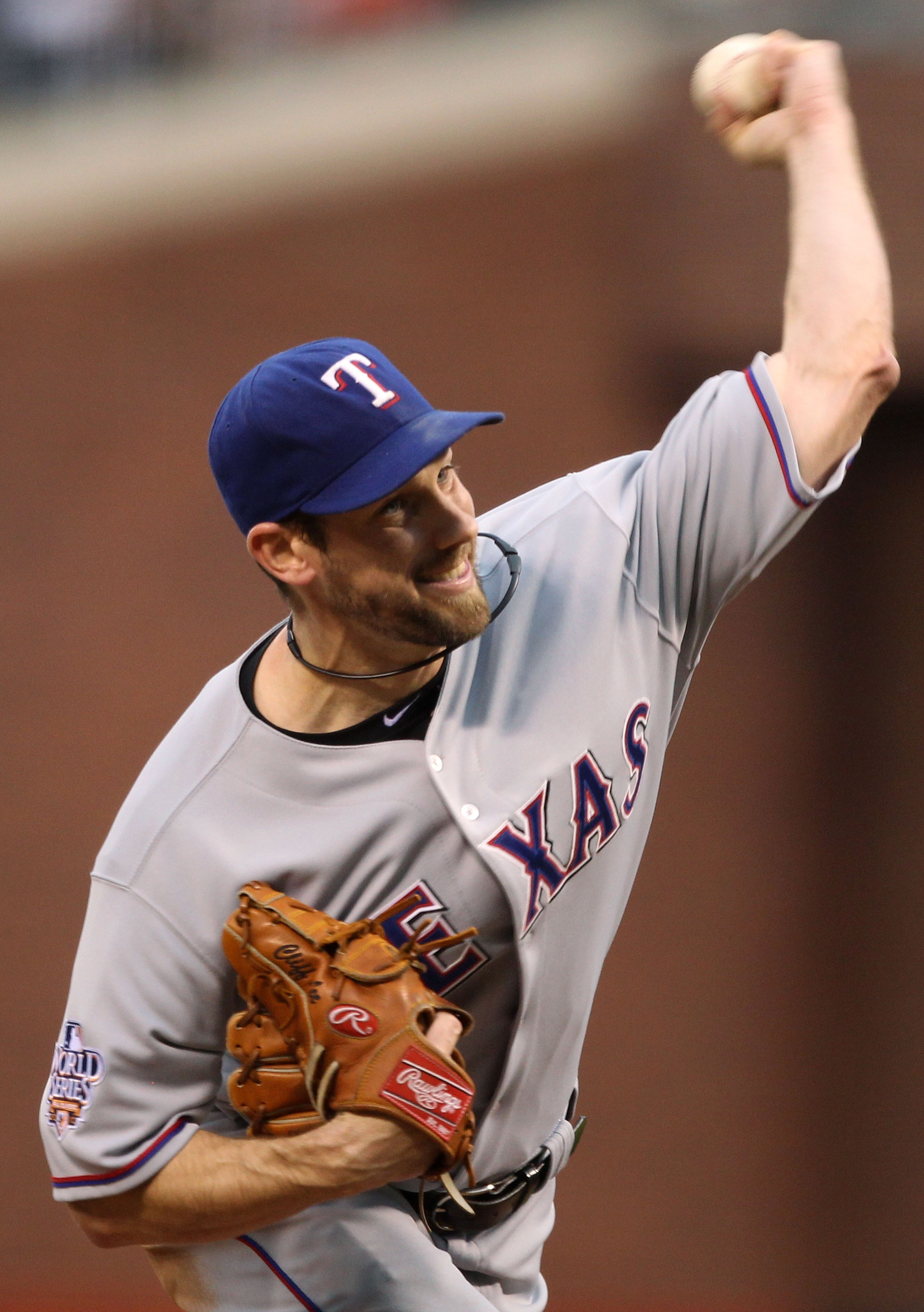 SAN FRANCISCO - OCTOBER 27: Cliff Lee #33 of the Texas Rangers pitches against the San Francisco Giants in Game One of the 2010 MLB World Series at AT&T Park on October 27, 2010 in San Francisco, California. (Photo by Ezra Shaw/Getty Images) SAN FRANCISCO - OCTOBER 27: Cliff Lee #33 of the Texas Rangers pitches against the San Francisco Giants in Game One of the 2010 MLB World Series at AT&T Park on October 27, 2010 in San Francisco, California. (Photo by Ezra Shaw/Getty Images)