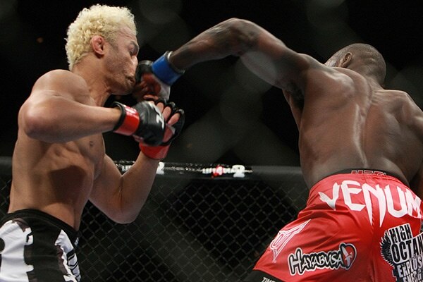 Anthony Johnson delivering a vicious left hook on Josh Koscheck