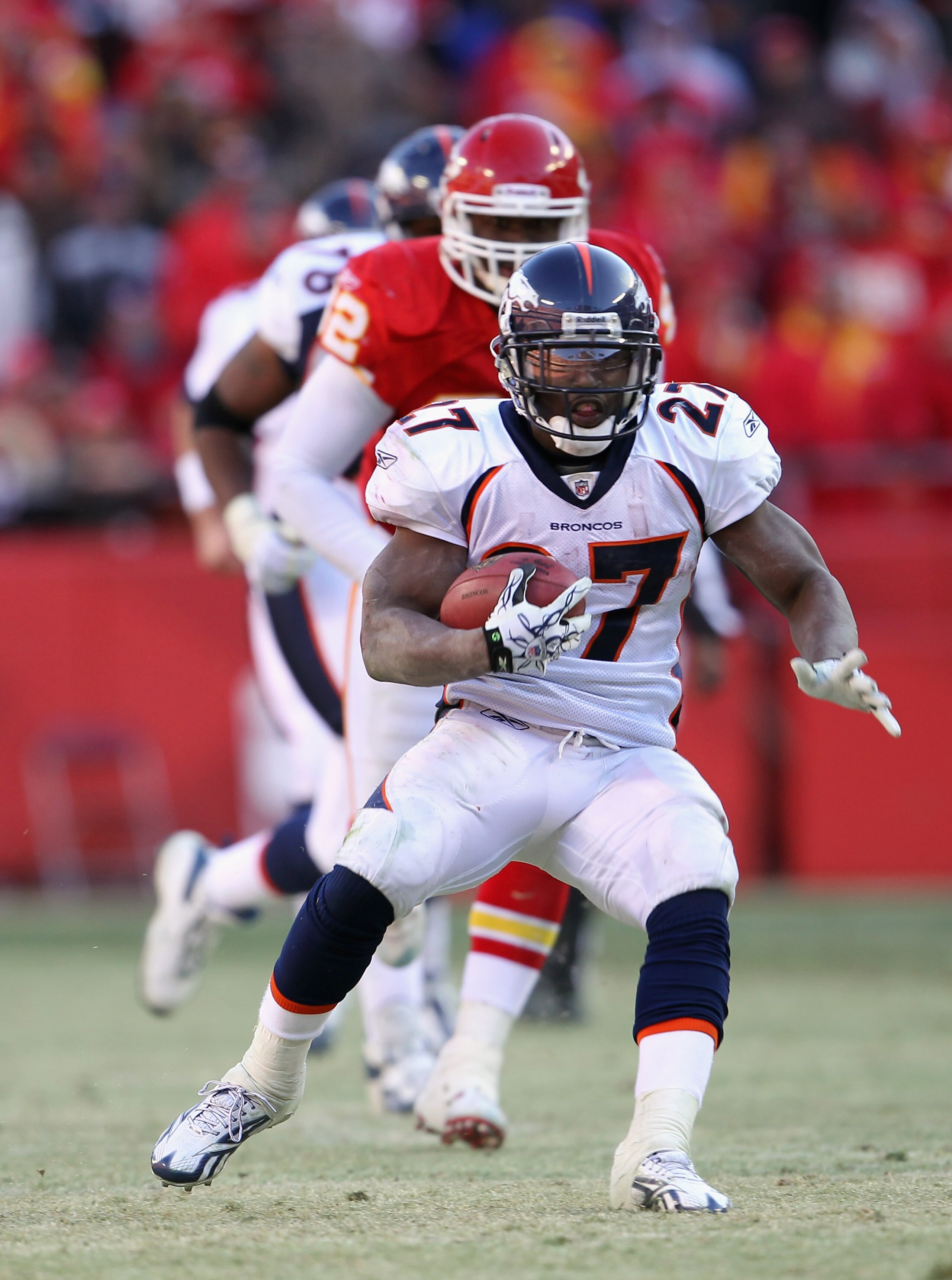 KANSAS CITY, MO - DECEMBER 05:  Knowshon Moreno #27 of the Denver Broncos carries the ball during the game against the Kansas City Chiefs on December 5, 2010 at Arrowhead Stadium in Kansas City, Missouri.  (Photo by Jamie Squire/Getty Images)