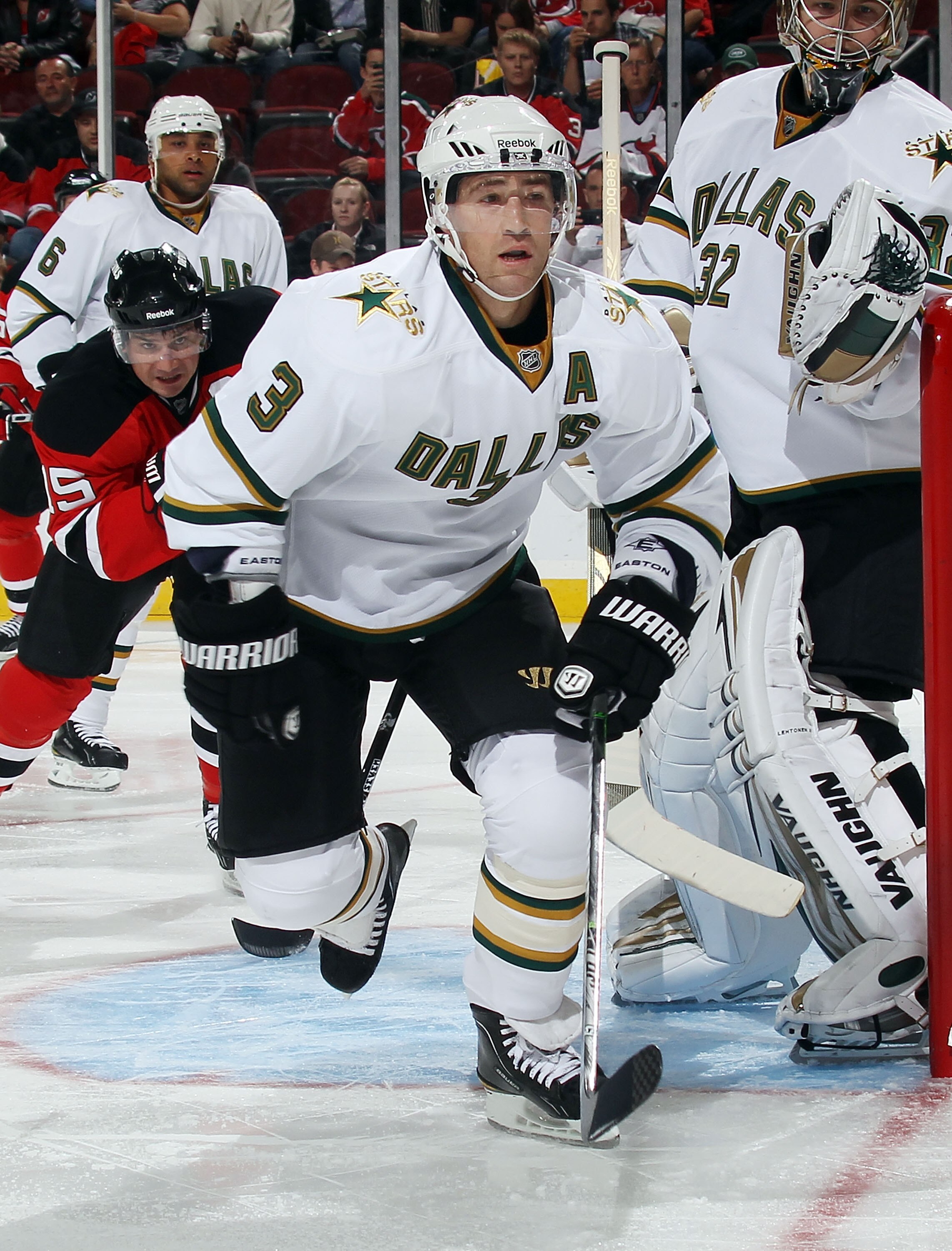 NEWARK, NJ - OCTOBER 08:  Stephane Robidas #3 of the Dallas Stars skates against the New Jersey Devils at the Prudential Center on October 8, 2010 in Newark, New Jersey.  (Photo by Bruce Bennett/Getty Images)