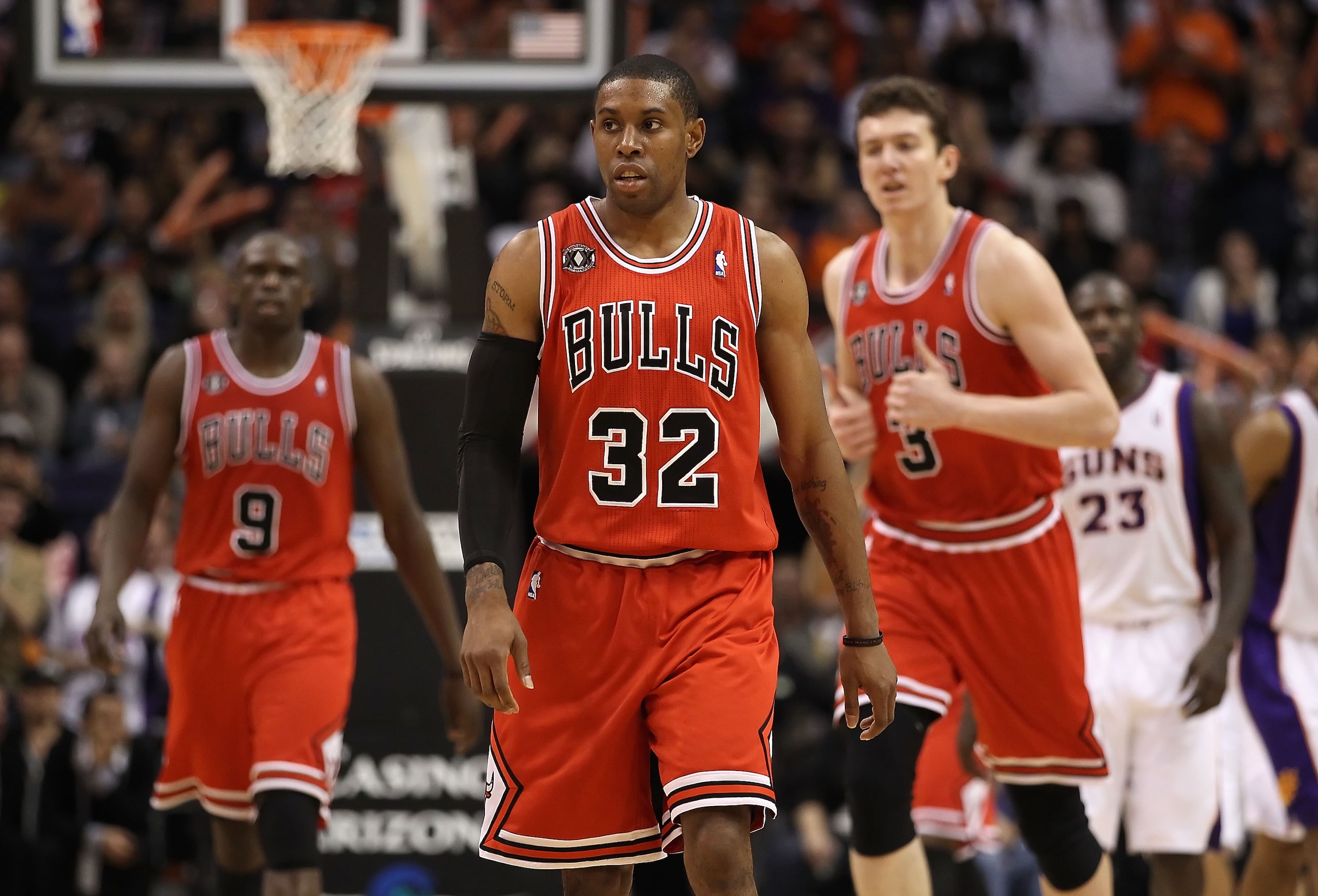 PHOENIX - NOVEMBER 24:  C.J. Watson #32 of the Chicago Bulls during the NBA game against the Phoenix Suns at US Airways Center on November 24, 2010 in Phoenix, Arizona. NOTE TO USER: User expressly acknowledges and agrees that, by downloading and or using