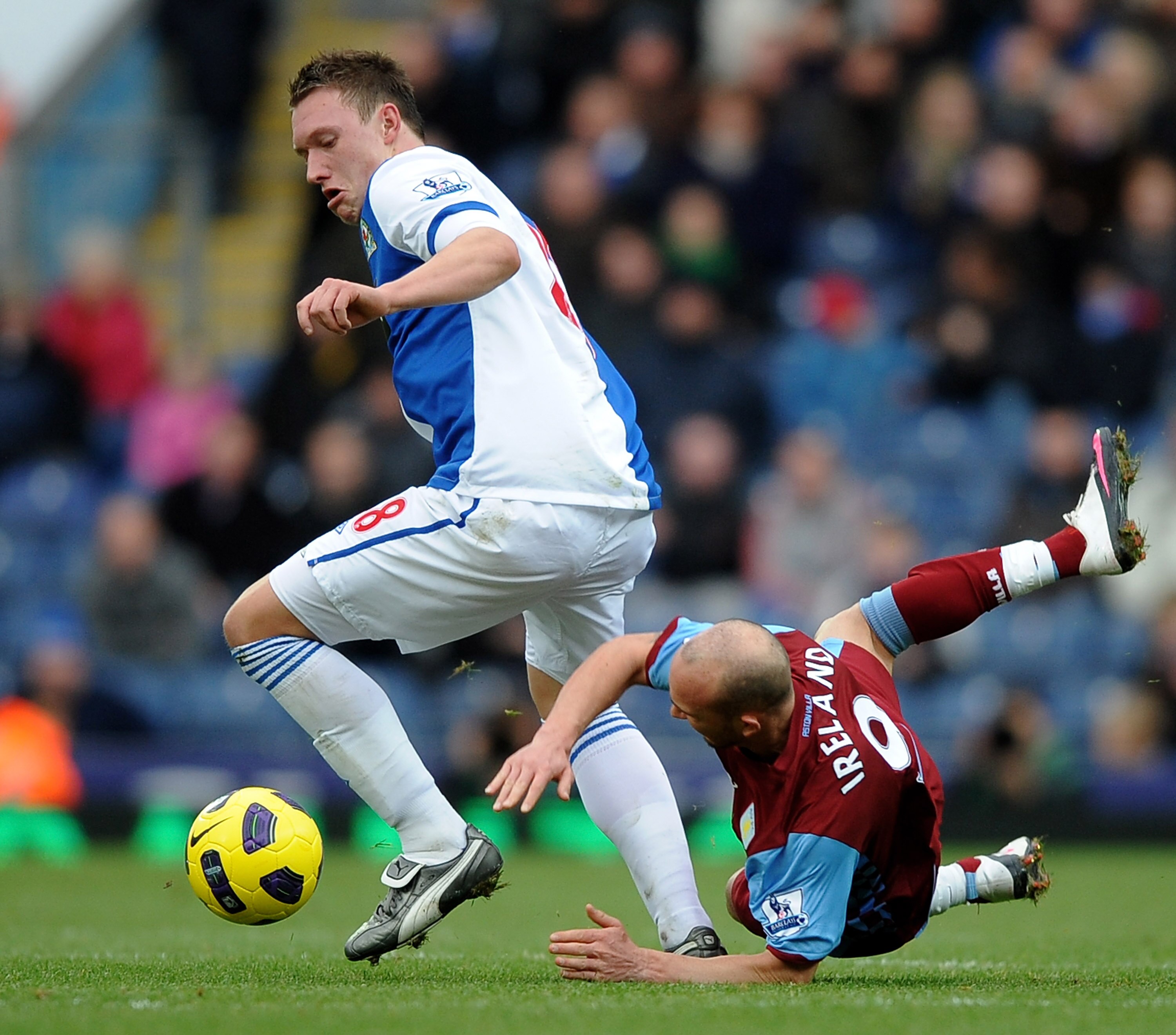 BLACKBURN, ENGLAND - NOVEMBER 21:  Phil Jones of Blackburn Rovers tangles with Stephen Ireland of Aston Villa during the Barclays Premier League match between Blackburn Rovers and Aston Villa at Ewood Park on November 21, 2010 in Blackburn, England.  (Pho
