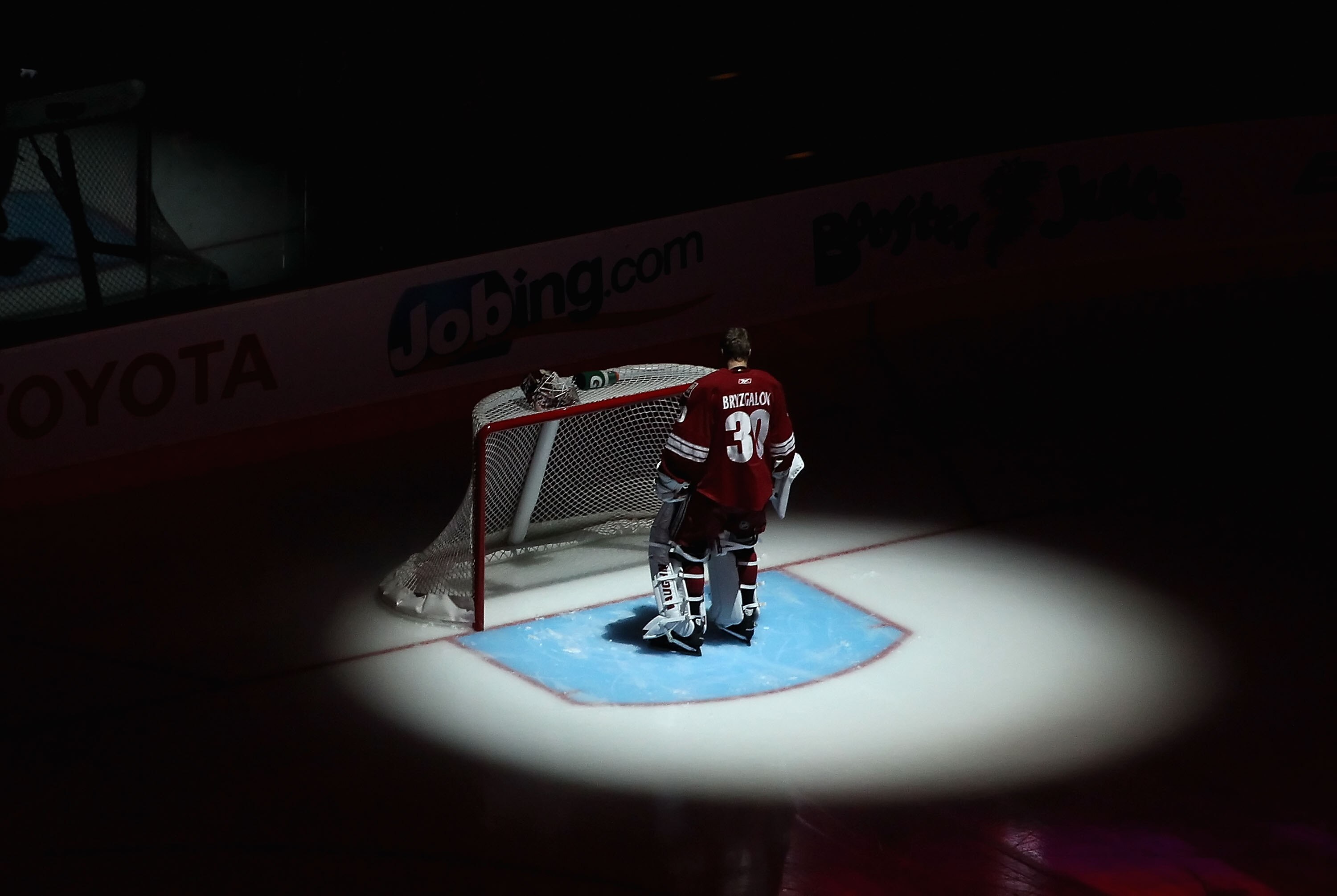 GLENDALE, AZ - DECEMBER 04:  Goaltender Ilya Bryzgalov #30 of the Phoenix Coyotes before the NHL game against the Florida Panthers at Jobing.com Arena on December 4, 2010 in Glendale, Arizona. The Panthers defeated the Coyotes 2-1 in an overtime shoot out