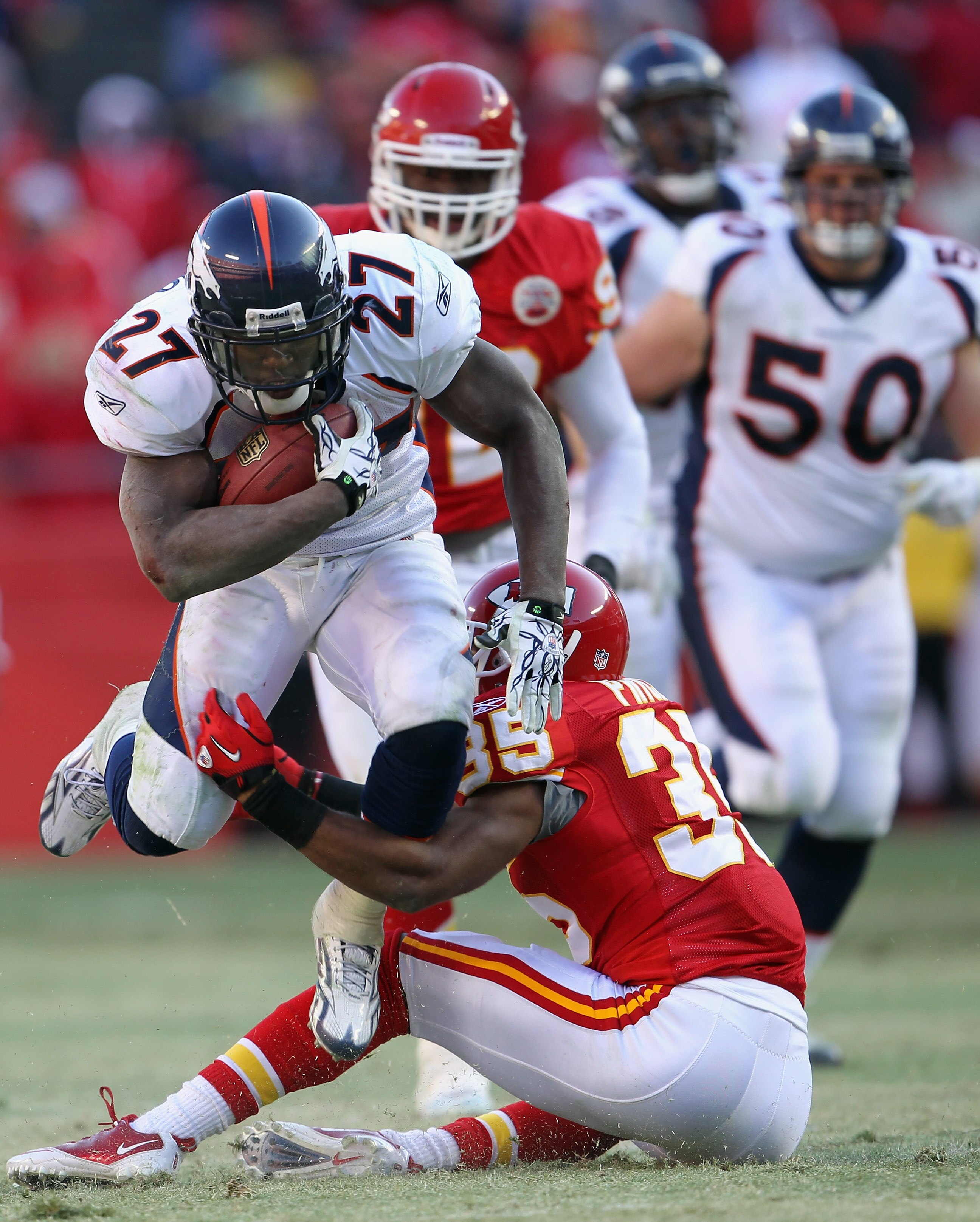 KANSAS CITY, MO - DECEMBER 05:  Knowshon Moreno #27 of the Denver Broncos carries the ball during the game against the Kansas City Chiefs on December 5, 2010 at Arrowhead Stadium in Kansas City, Missouri.  (Photo by Jamie Squire/Getty Images)
