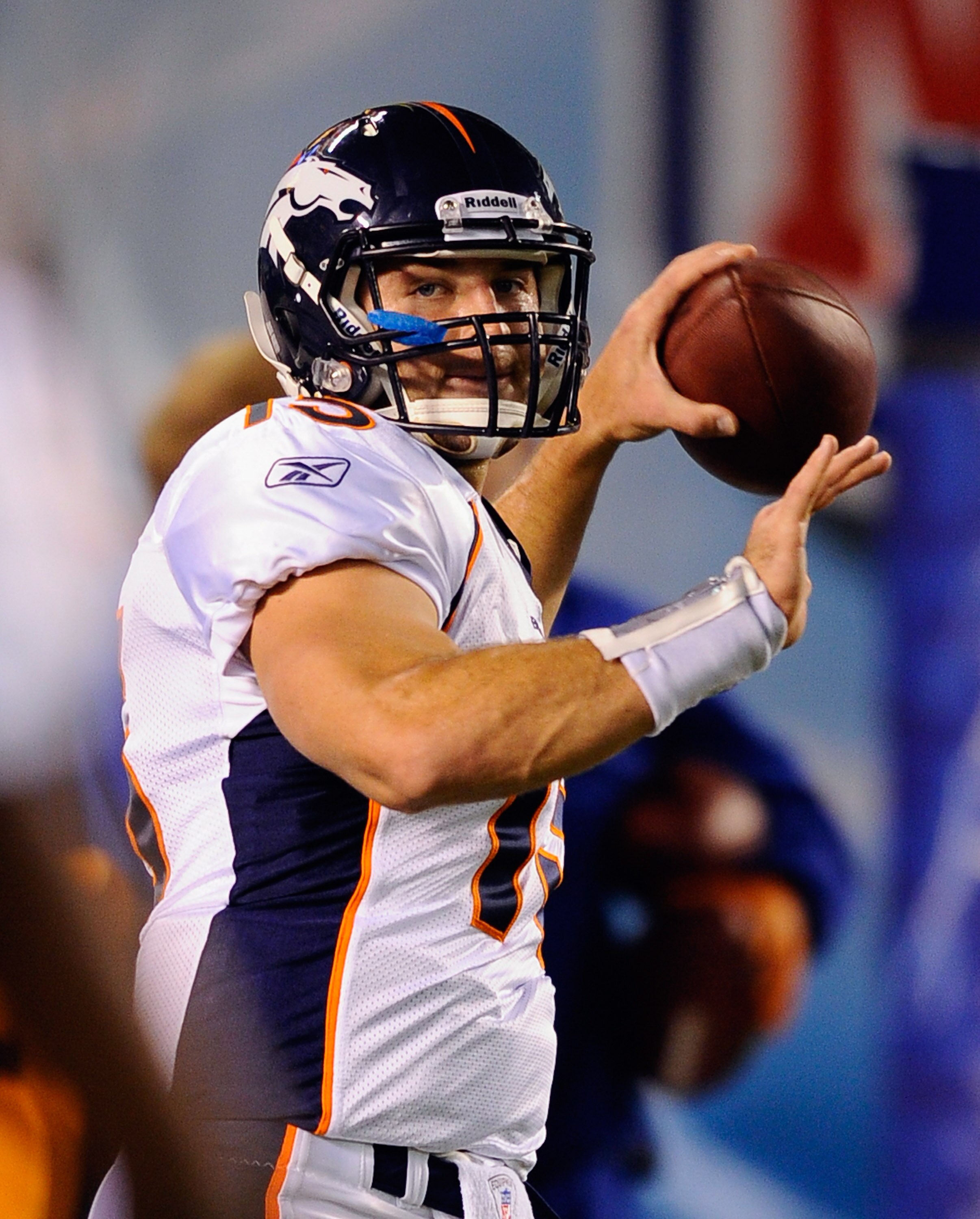 SAN DIEGO - NOVEMBER 22:  Quarterback Tim Tebow #15 of the Denver Broncos warms up prior to the start of the football game against San Diego Chargers at Qualcomm Stadium on November 22, 2010 in San Diego, California.  (Photo by Kevork Djansezian/Getty Ima