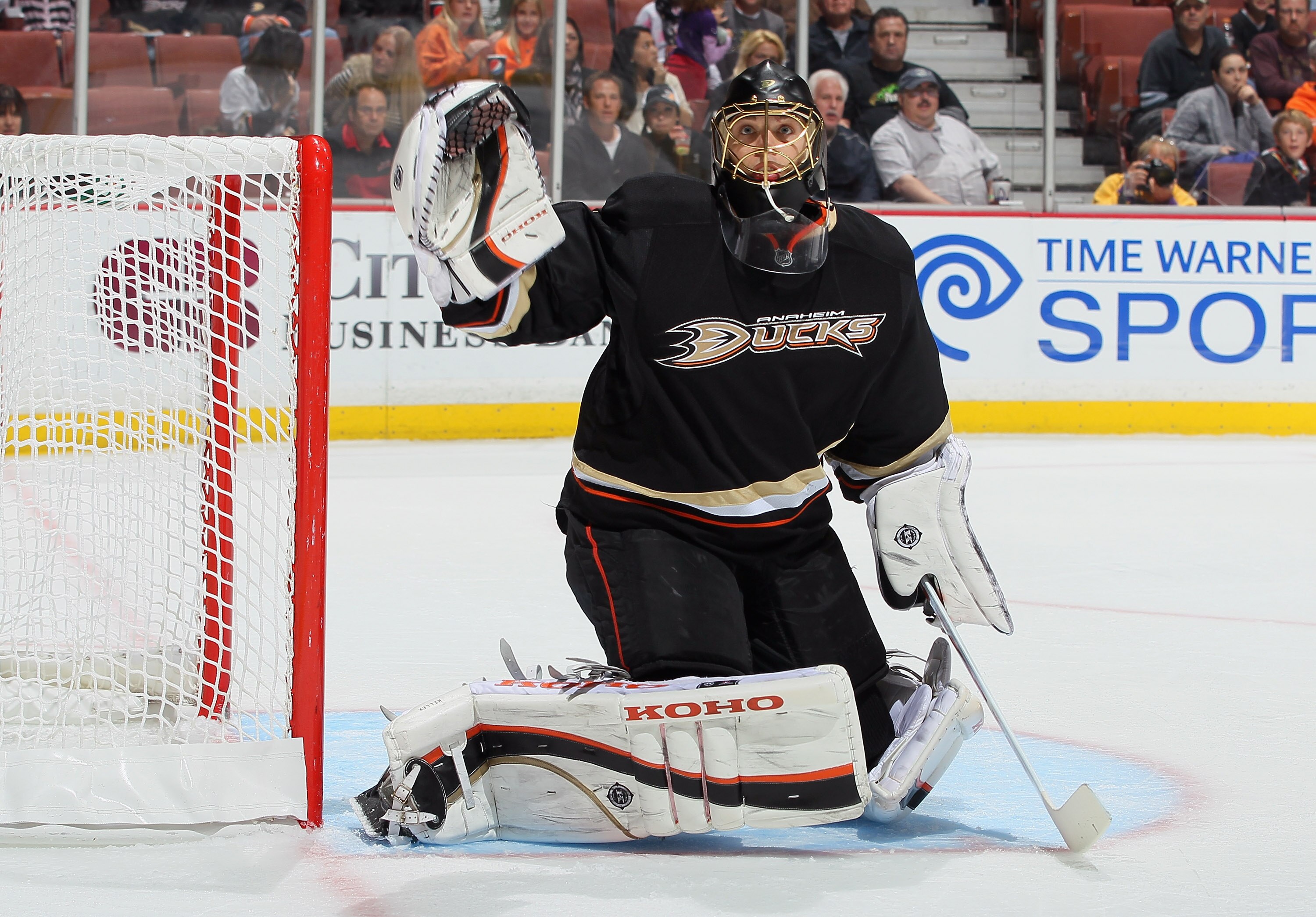 ANAHEIM, CA - NOVEMBER 21:  Goaltender Jonas Hiller #1 of the Anaheim Ducks defends his net against the Edmonton Oilers at the Honda Center on November 21, 2010 in Anaheim, California.  (Photo by Jeff Gross/Getty Images)