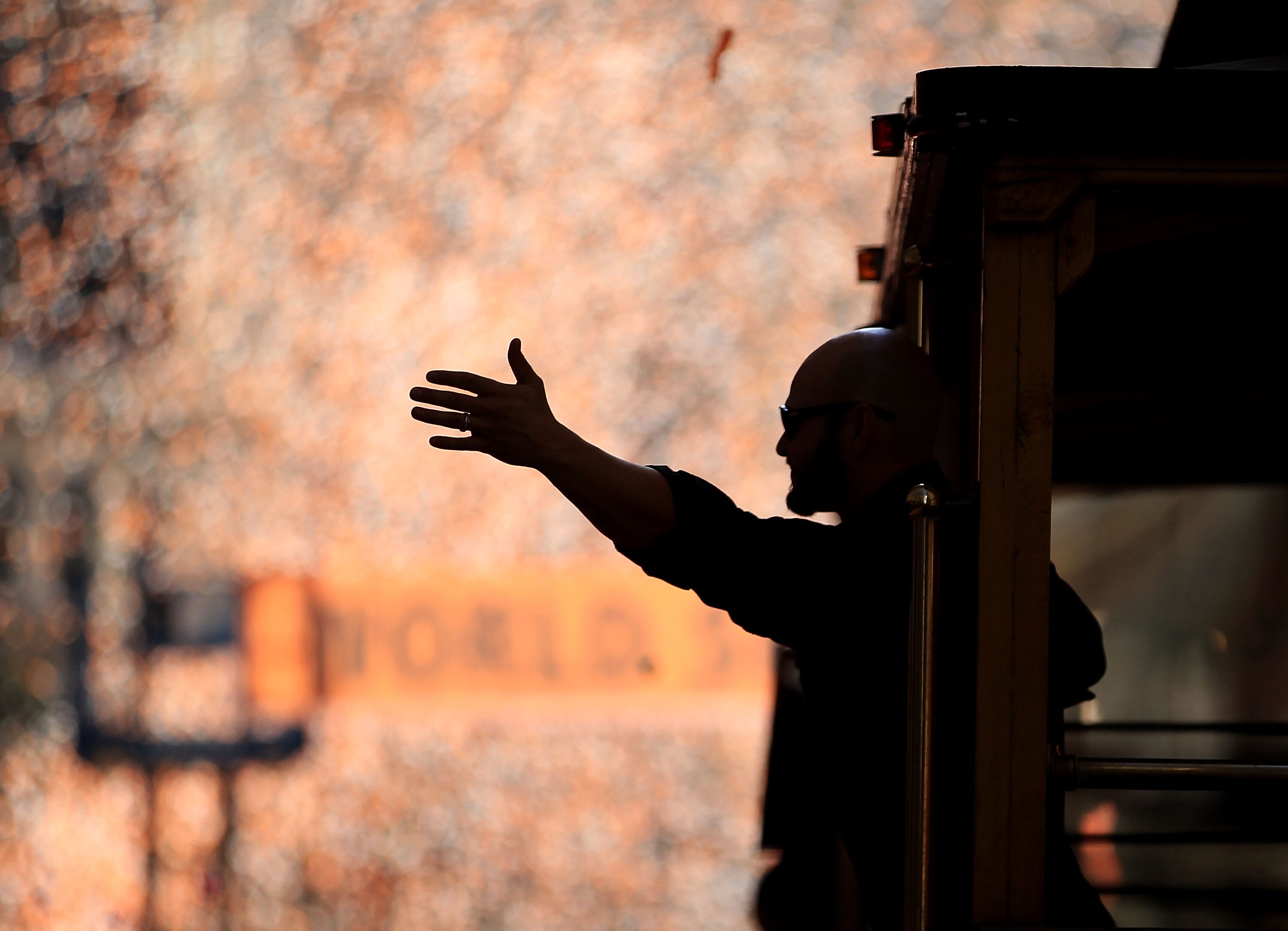 SAN FRANCISCO - NOVEMBER 03:  Cody Ross of the San Francisco Giants waves to the crowd during the San Francisco Giants victory parade on November 3, 2010 in San Francisco, California.  (Photo by Ezra Shaw/Getty Images)