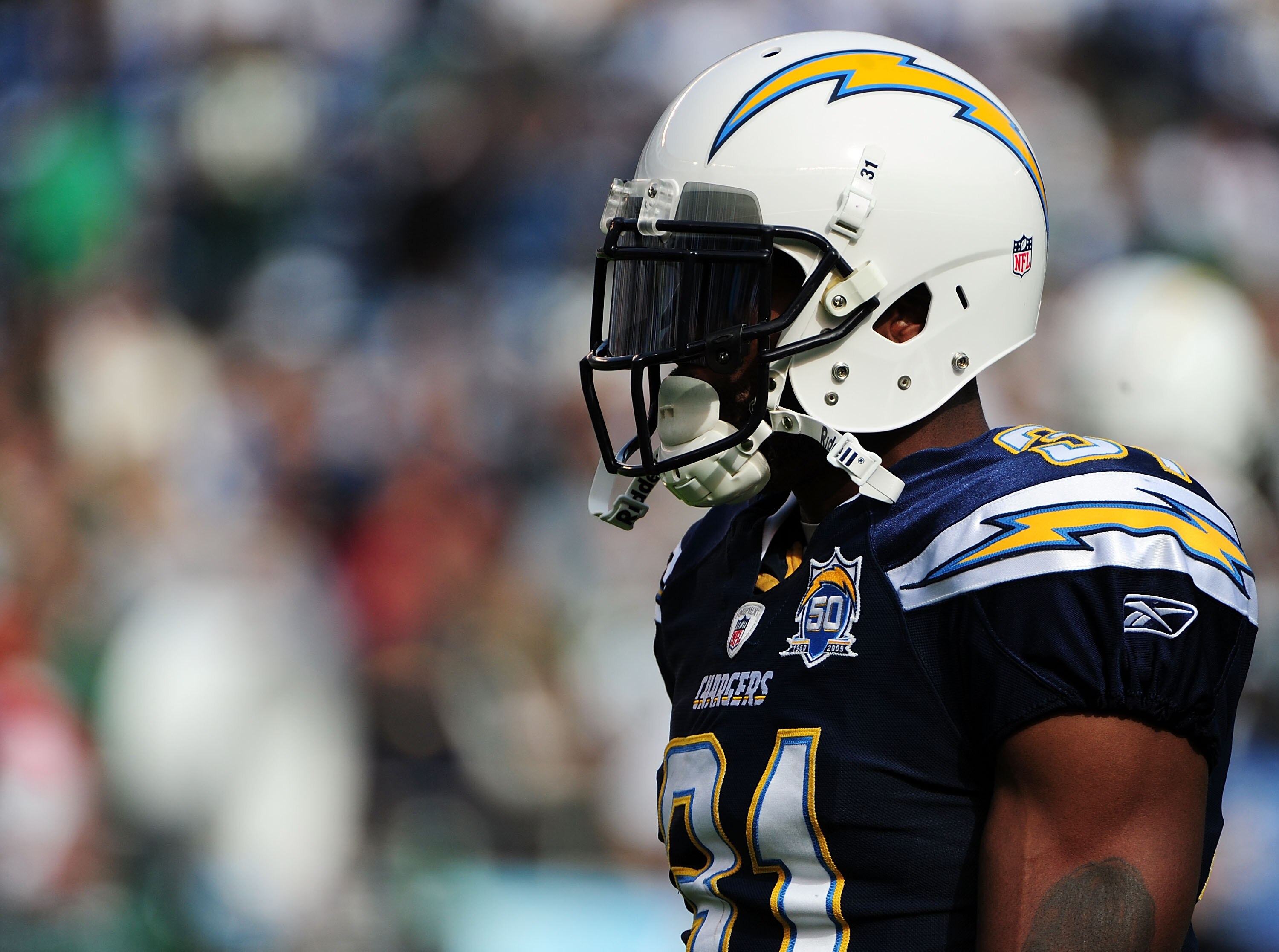 SAN DIEGO - JANUARY 17:  Cornerback Antonio Cromartie #31 of the San Diego Chargers warms up on the field prior to the AFC Divisional Playoff Game against the New York Jets at Qualcomm Stadium on January 17, 2010 in San Diego, California.  (Photo by Rober