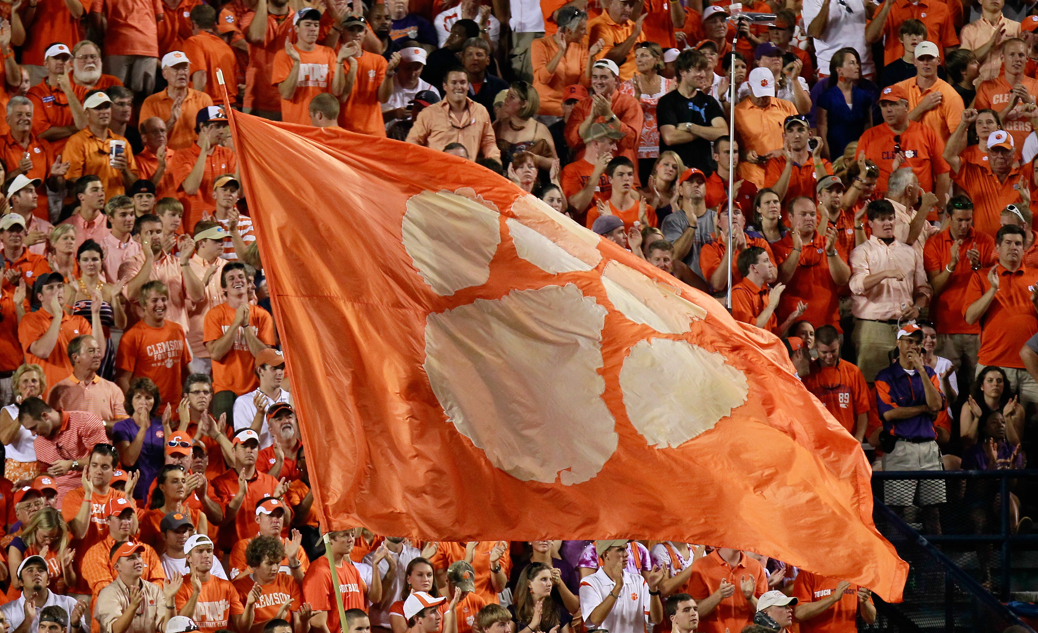 AUBURN, AL - SEPTEMBER 18:  Cheerleaders of the Clemson Tigers wave their flag during the game against the Auburn Tigers at Jordan-Hare Stadium on September 18, 2010 in Auburn, Alabama.  (Photo by Kevin C. Cox/Getty Images)