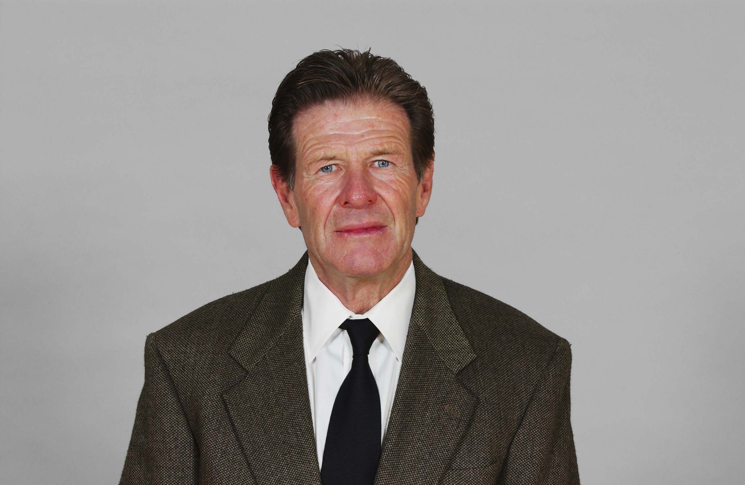 LANDOVER, MD - 2006:  Joe Bugel of the Washington Redskins poses for his 2006 NFL headshot at photo day in Landover, Maryland. (Photo by Getty Images)