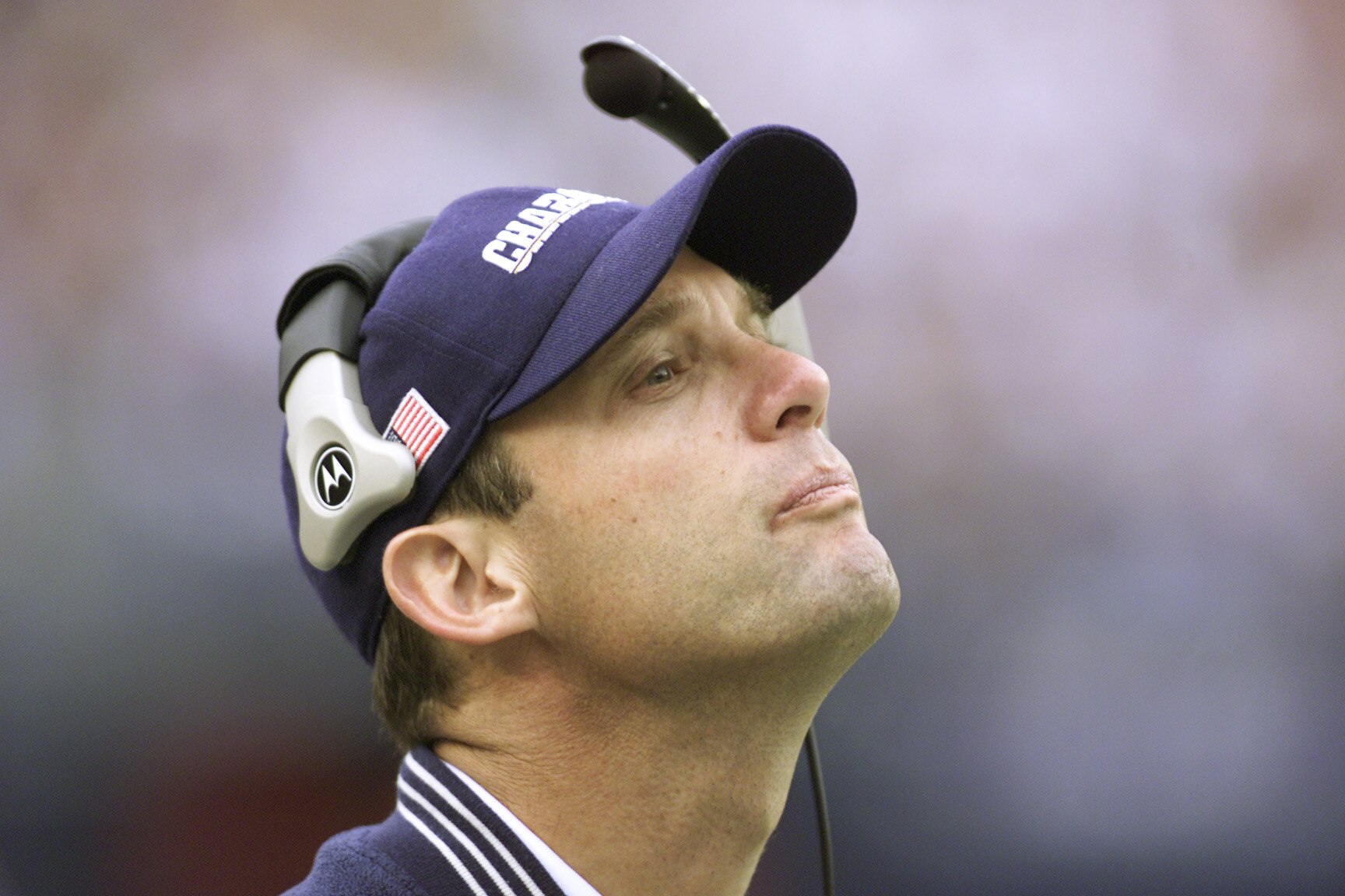 30 Dec 2001:   Mike Riley head coach of the San Diego Chargers runs his team in the game versus the Seattle Seahawks at Qualcomm Stadium in San Diego, California. The Seahawks won 25-22. DIGITAL IMAGE   Mandatory Credit:  Stephen Dunn/Getty Images