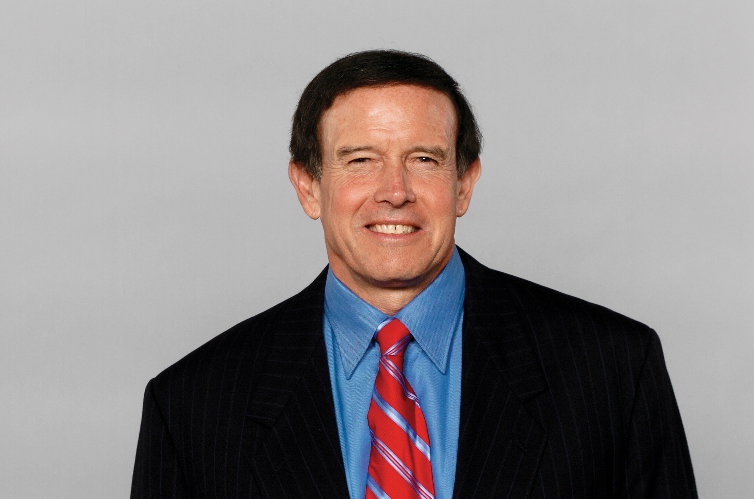MIAMI - 2006:  Dom Capers of the Miami Dolphins poses for his 2006 NFL headshot at photo day in Miami, Florida. (Photo by Getty Images)