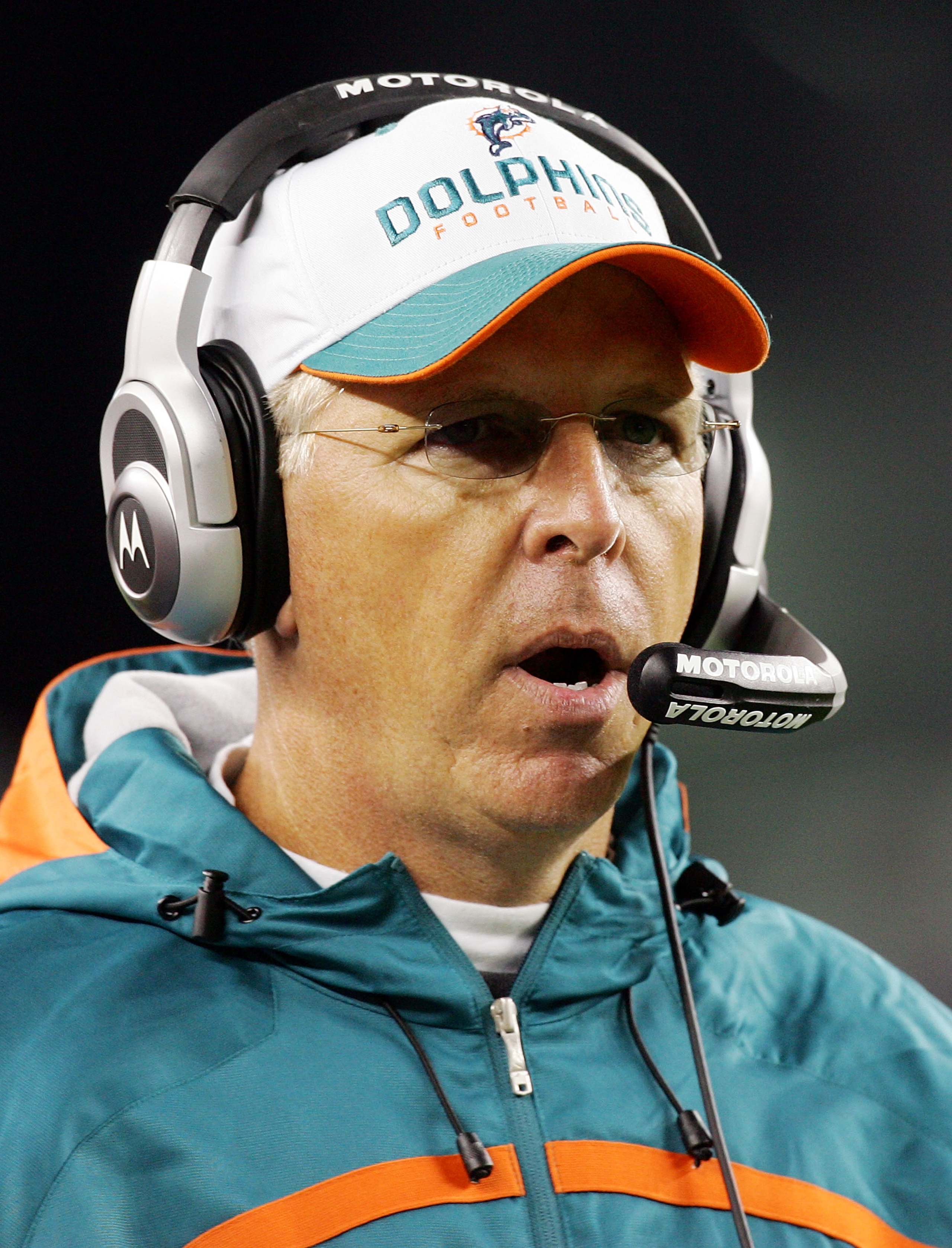 FOXBORO, MA - DECEMBER 23:  Head coach Cam Cameron of the Miami Dolphins looks on against the New England Patriots during their game at Gillette Stadium on December 23, 2007 in Foxboro, Massachusetts.  (Photo by Jim McIsaac/Getty Images)