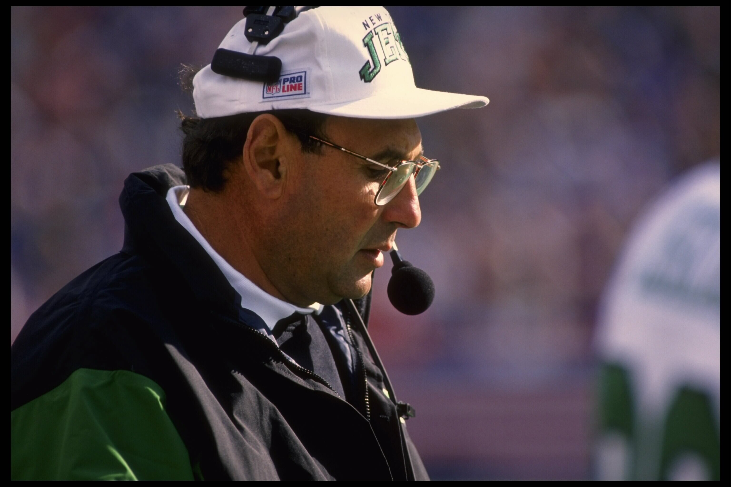 8 Oct 1995:  Head coach Rich Kotite of the New York Jets on the sideline during the Jets 29-10 loss to the Buffalo Bills at Rich Stadium in Orchard Park, New York.  Manadtory Credit:  Rick Stewart/Allsport