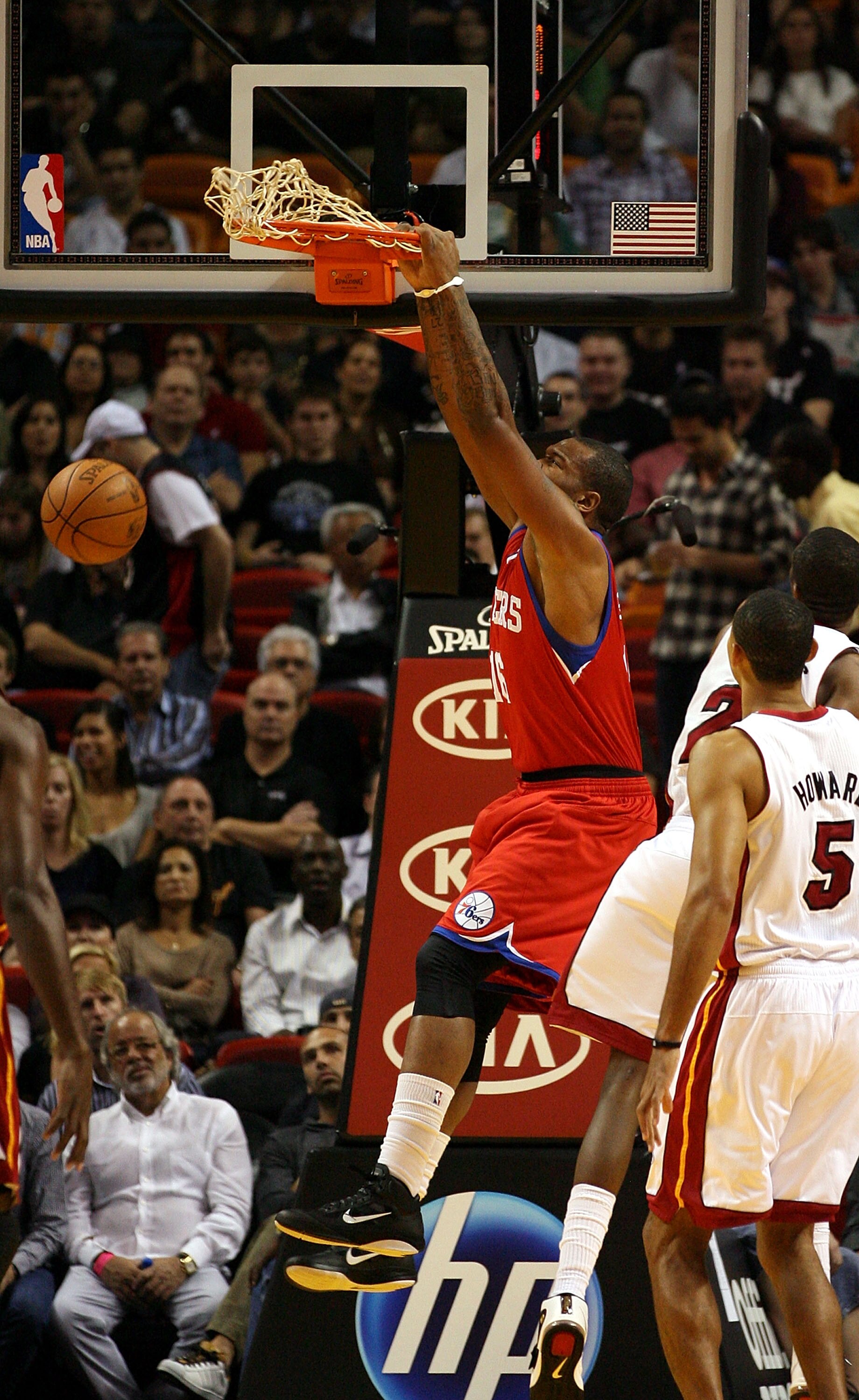 MIAMI - NOVEMBER 26:  Forward Marreese Speights  #16 of the Philadelphia 76ers dunks against the Miami Heat at American Airlines Arena on November 26, 2010 in Miami, Florida. The Heat defeated the 76ers 99-90.  (Photo by Marc Serota/Getty Images)
