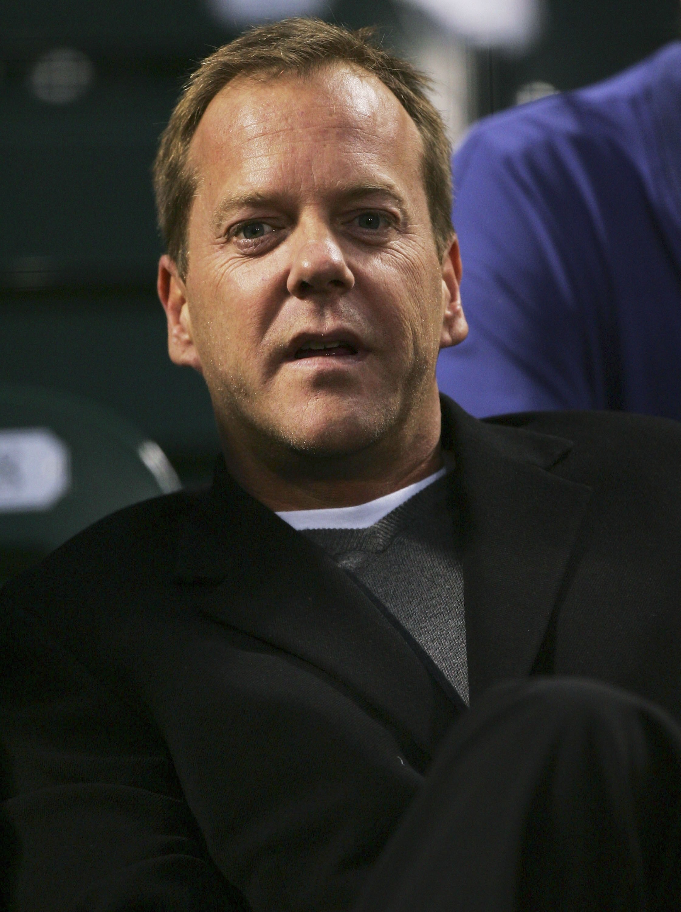 SAN FRANCISCO - SEPTEMBER 29:  Actor Kiefer Sutherland  watches a game between the San Francisco Giants and the Los Angeles Dodgers at AT&T Park on September 29, 2006 in San Francisco, California.   (Photo by Jed Jacobsohn/Getty Images)