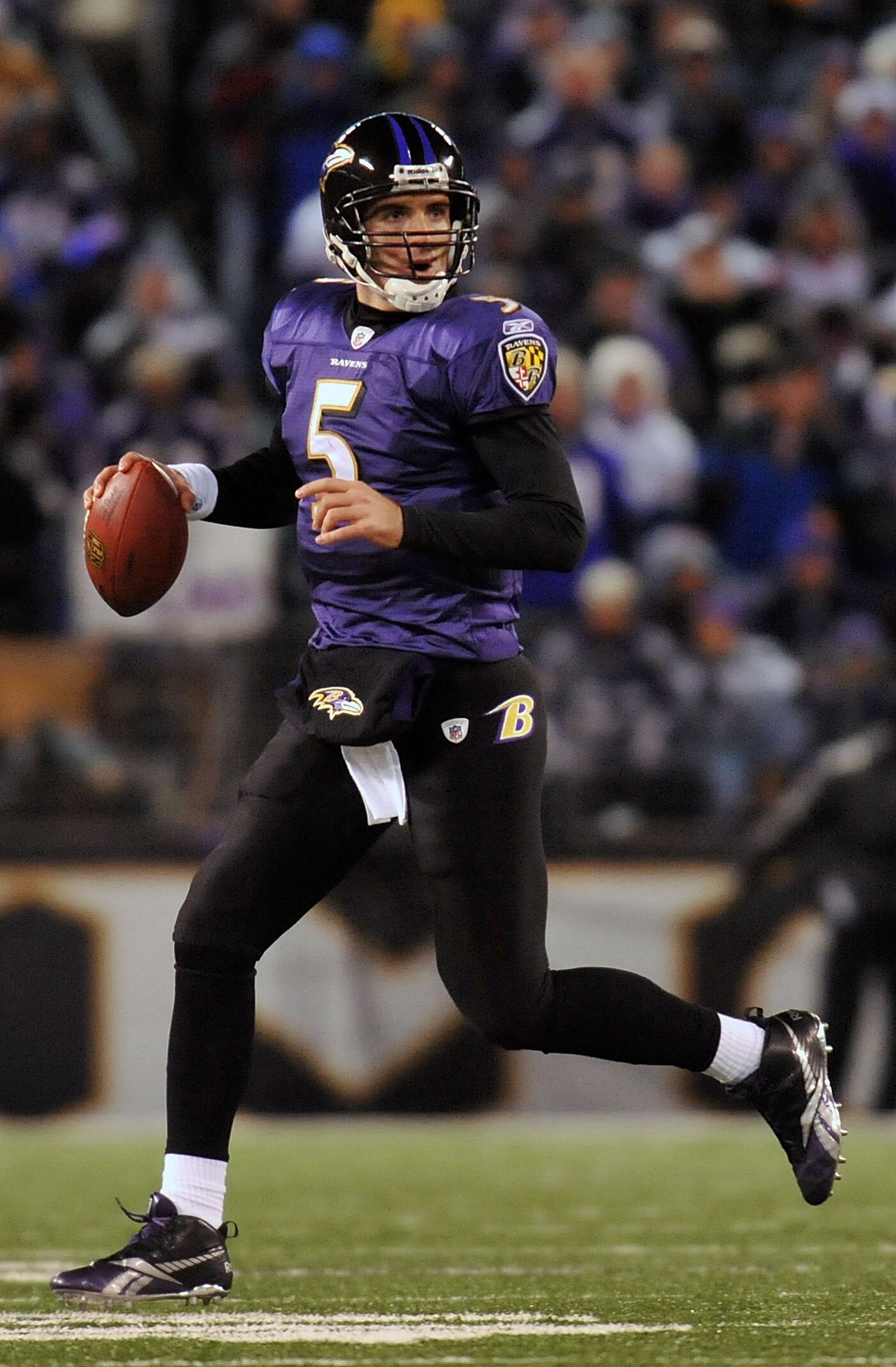 BALTIMORE, MD - DECEMBER 05:  Quarterback Joe Flacco #5 of the Baltimore Ravens looks to pass against the Pittsburgh Steelers at M&T Bank Stadium on December 5, 2010 in Baltimore, Maryland. Pittsburgh won 13-10.  (Photo by Larry French/Getty Images)