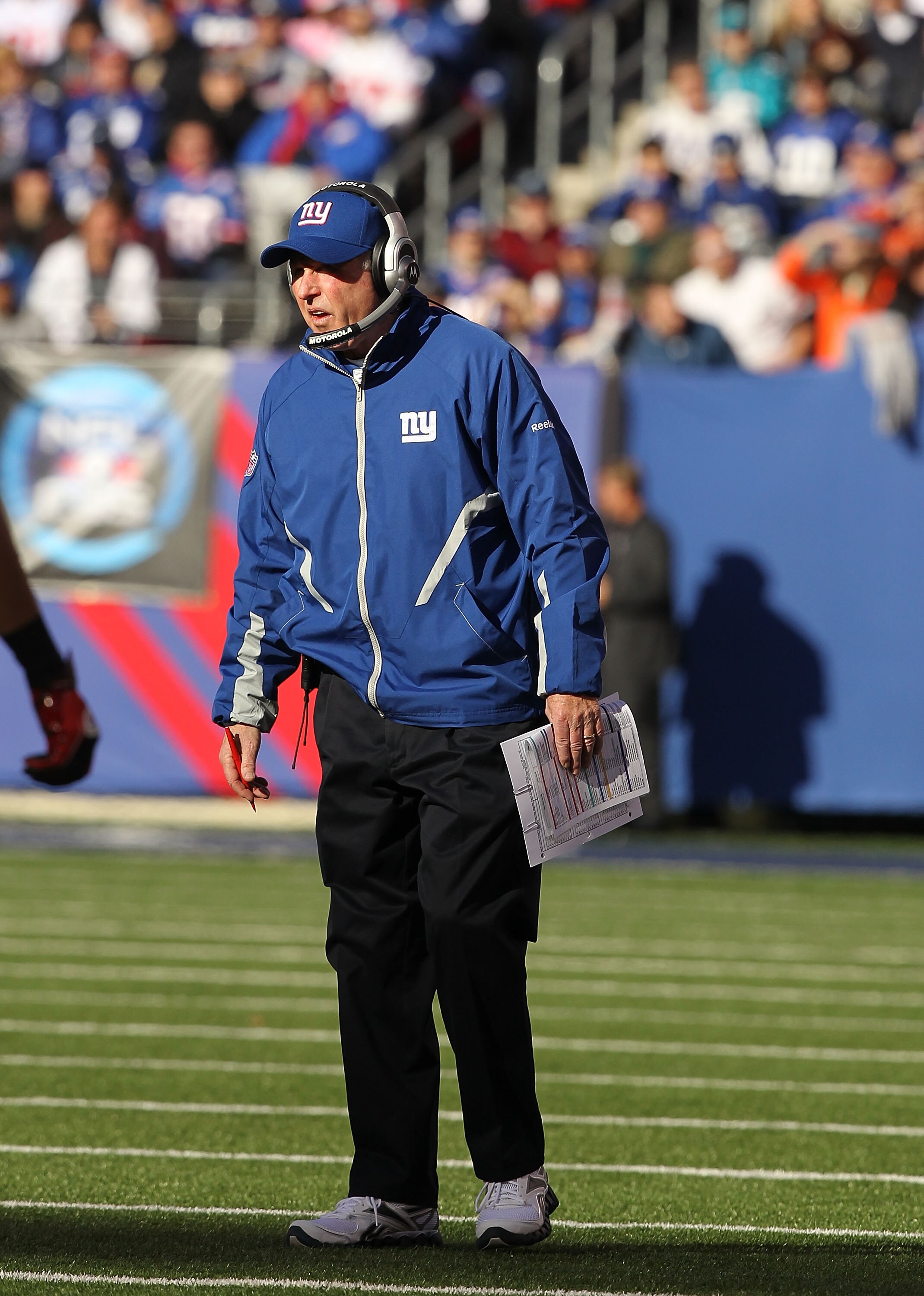 EAST RUTHERFORD, NJ - NOVEMBER 28:  New York Giants Head Coach Tom Coughlin looks on against the Jacksonville Jaguars on November 28, 2010 at The New Meadowlands Stadium in East Rutherford, New Jersey.  (Photo by Al Bello/Getty Images)