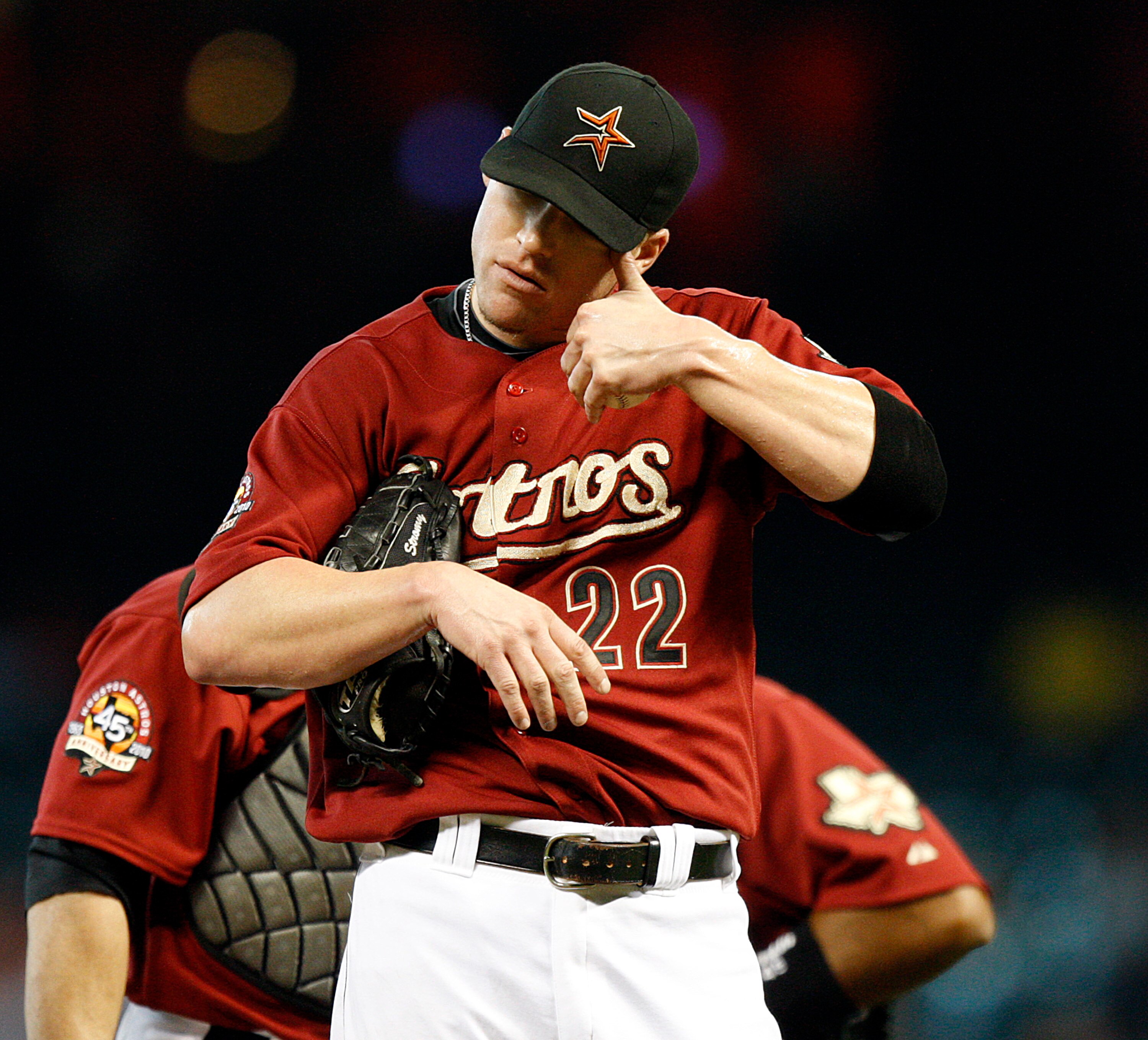HOUSTON - SEPTEMBER 19:  Pitcher Matt Lindstrom #22 of the Houston Astros reacts to giving up a home run to Ramon Hernandez of the Cincinnatti Reds in the eighth inning at Minute Maid Park on September 19, 2010 in Houston, Texas.  (Photo by Bob Levey/Gett